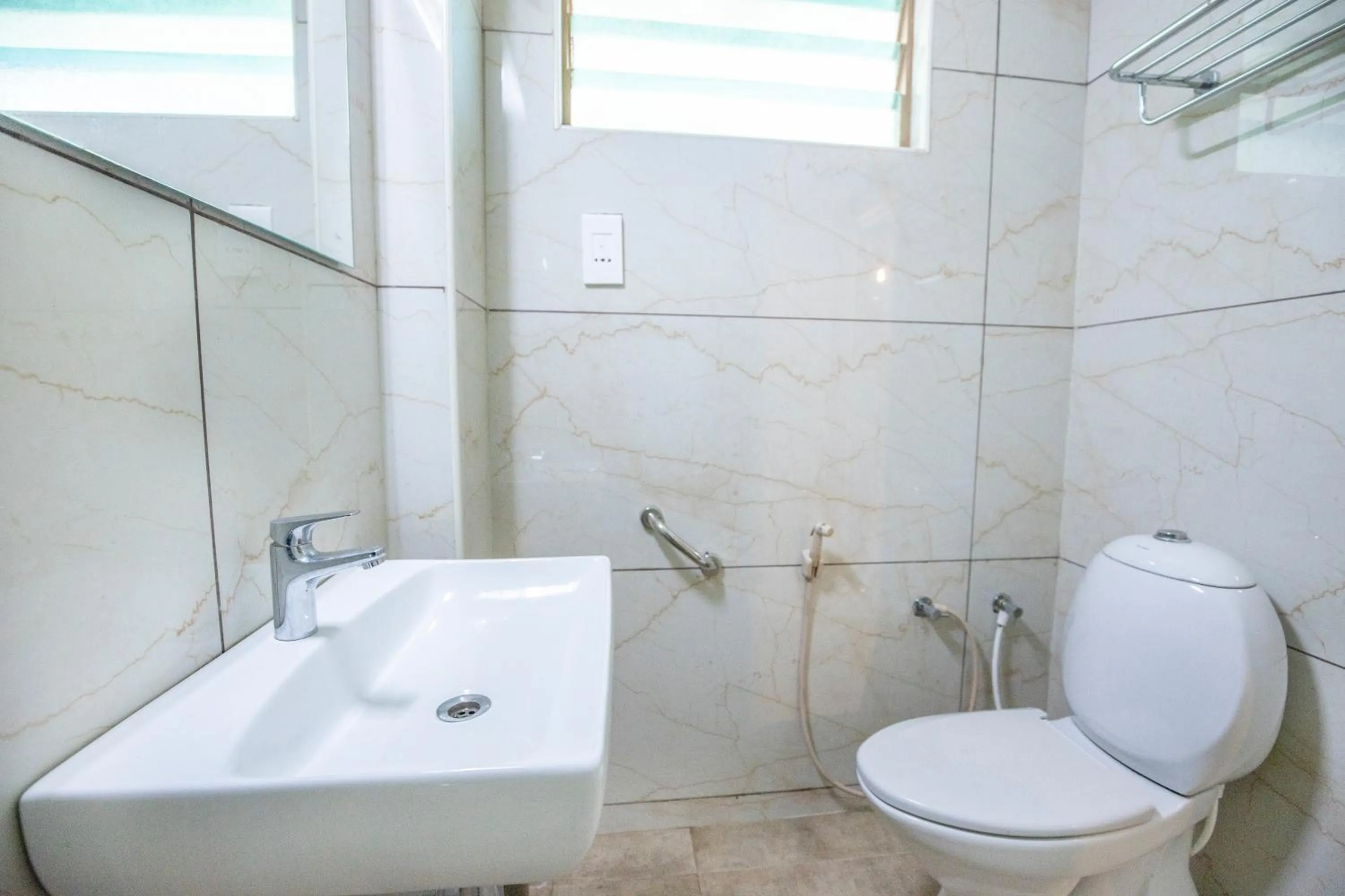 Shower in Hotel Jc Grand