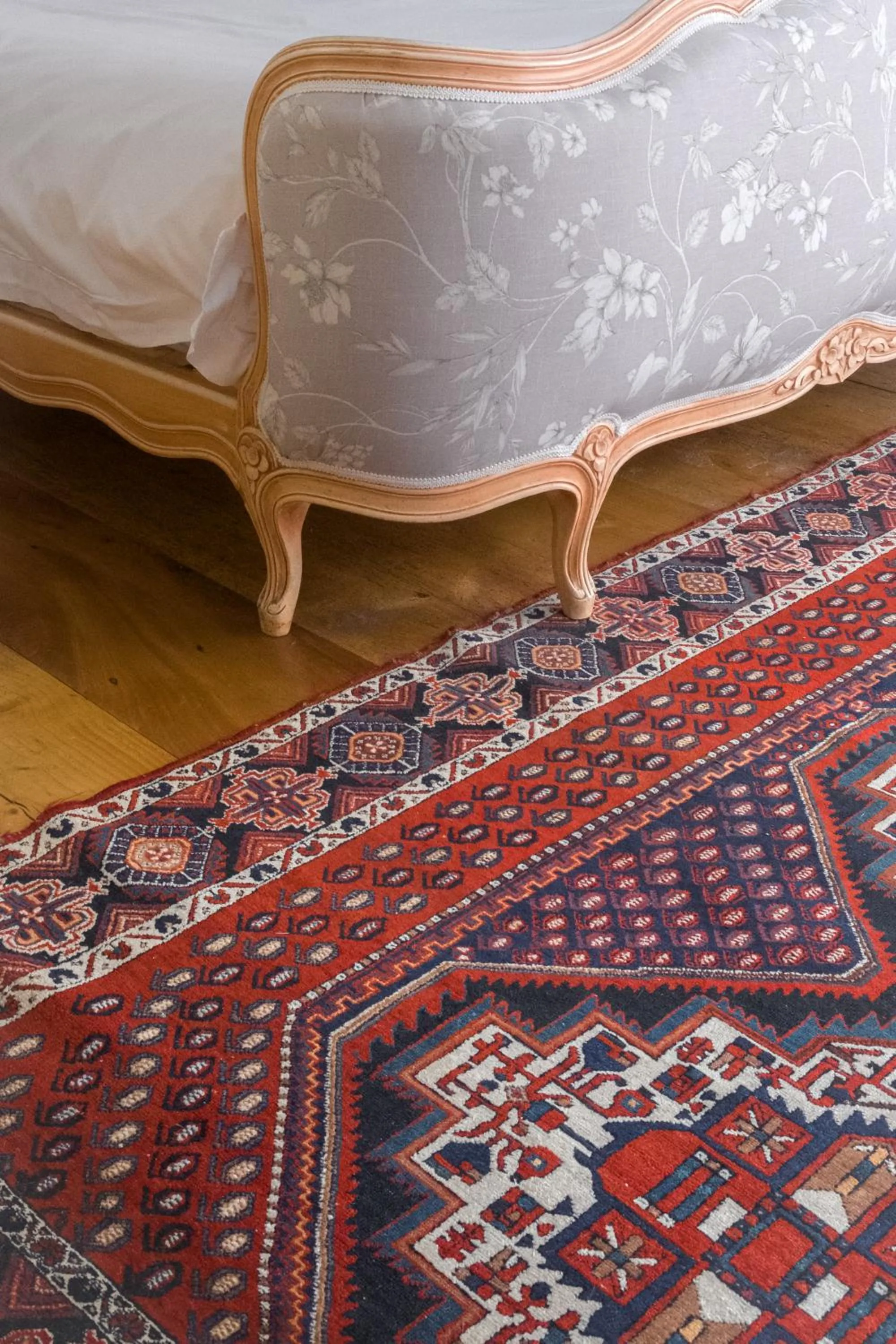 Bed in The Rear of the Plough,Everdon.