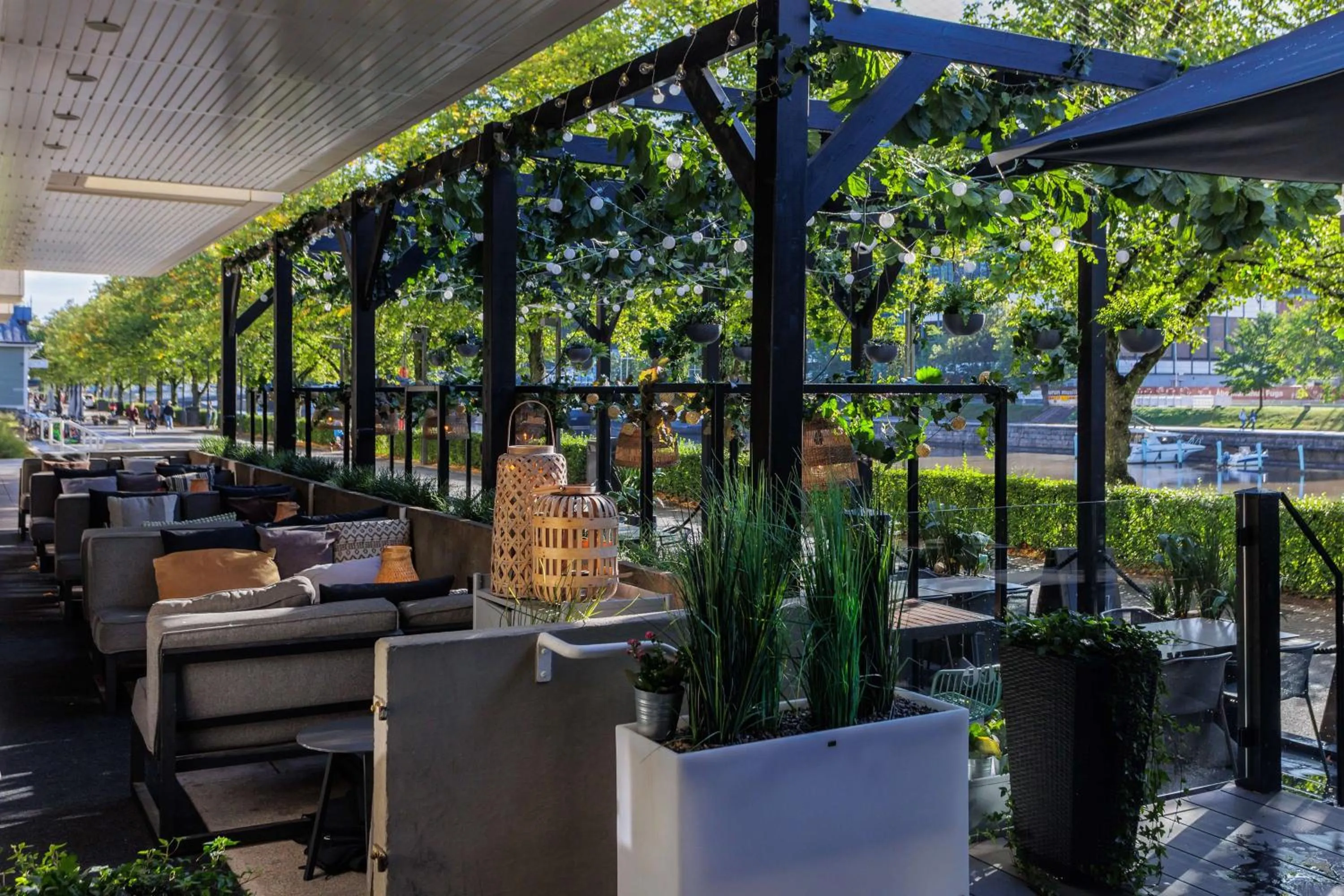 Restaurant/places to eat in Radisson Blu Marina Palace Hotel, Turku