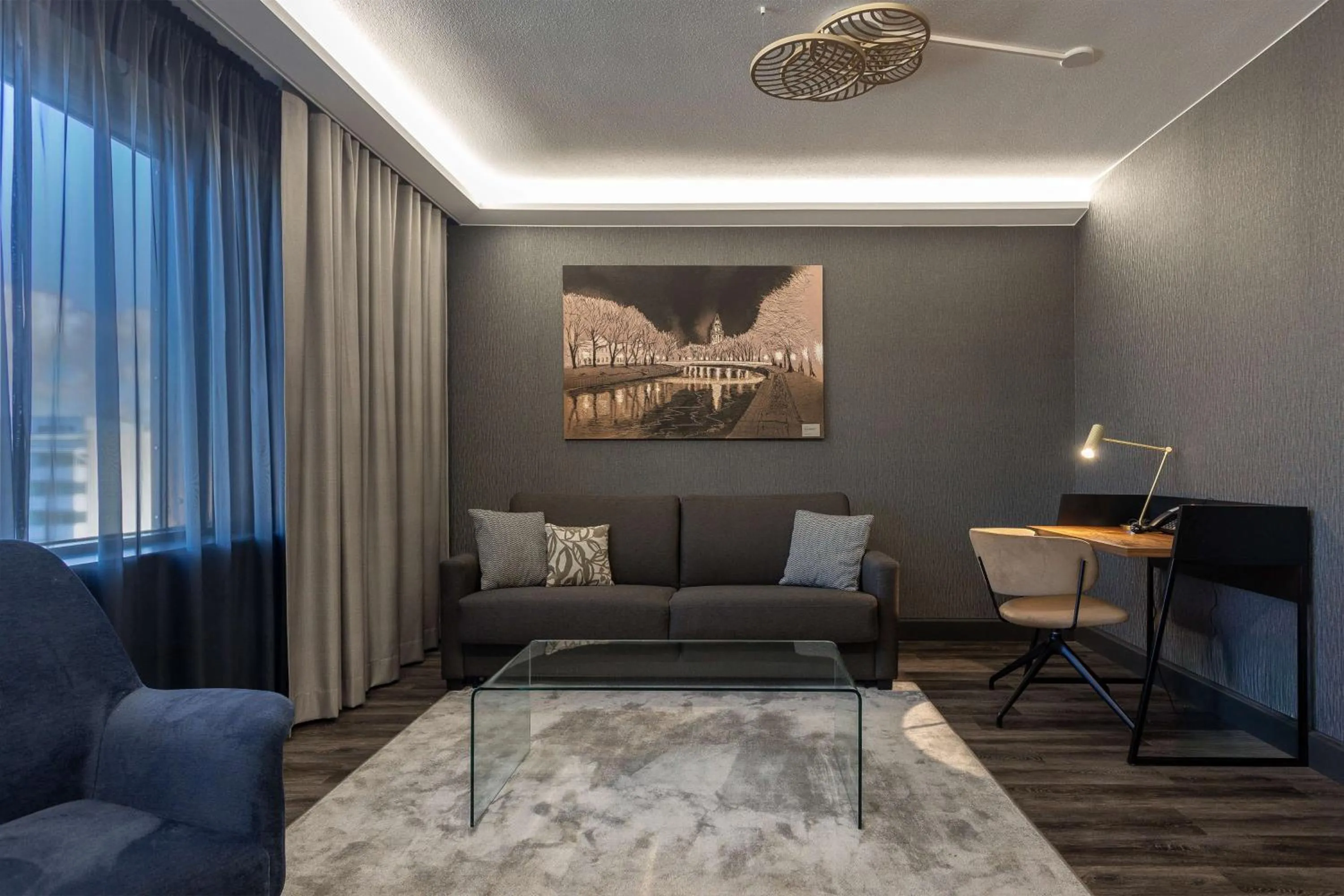 Photo of the whole room in Radisson Blu Marina Palace Hotel, Turku