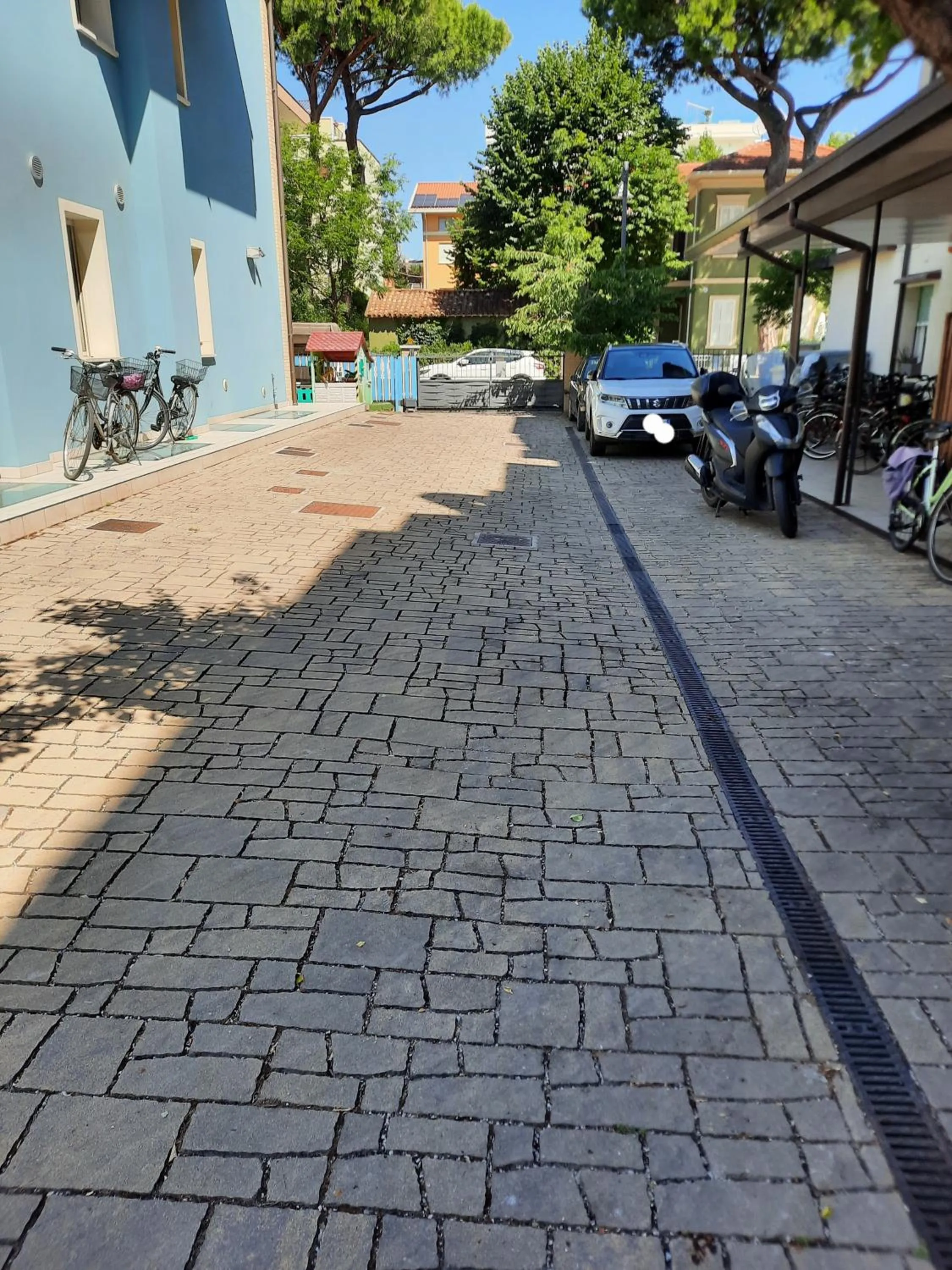 Parking in Hotel Ambra