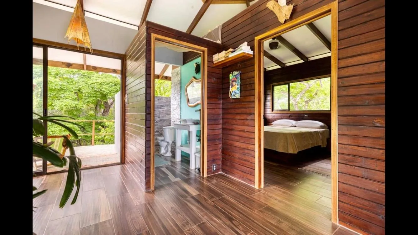 Bed in Private Home in Montezuma with Ocean View