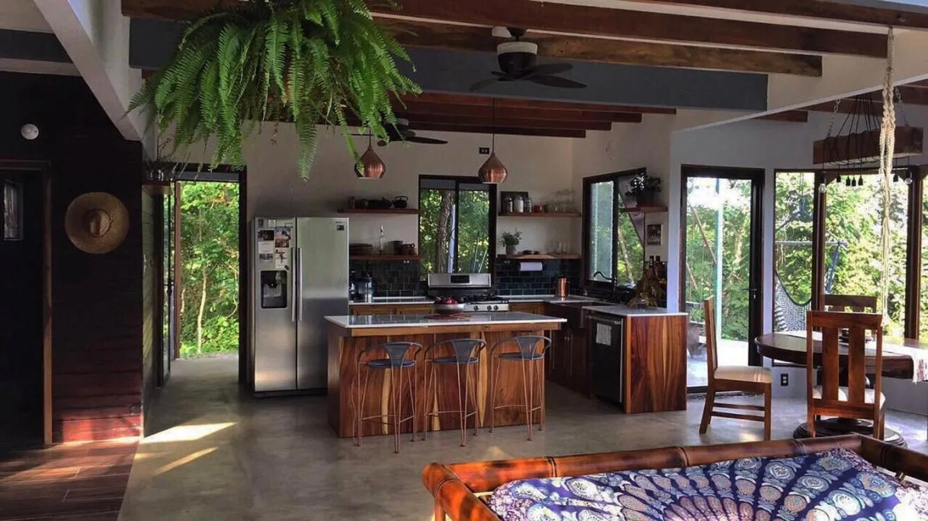 Private Home in Montezuma with Ocean View