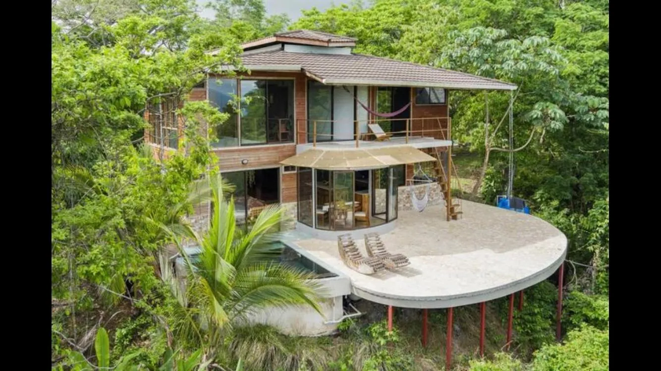 Private Home in Montezuma with Ocean View