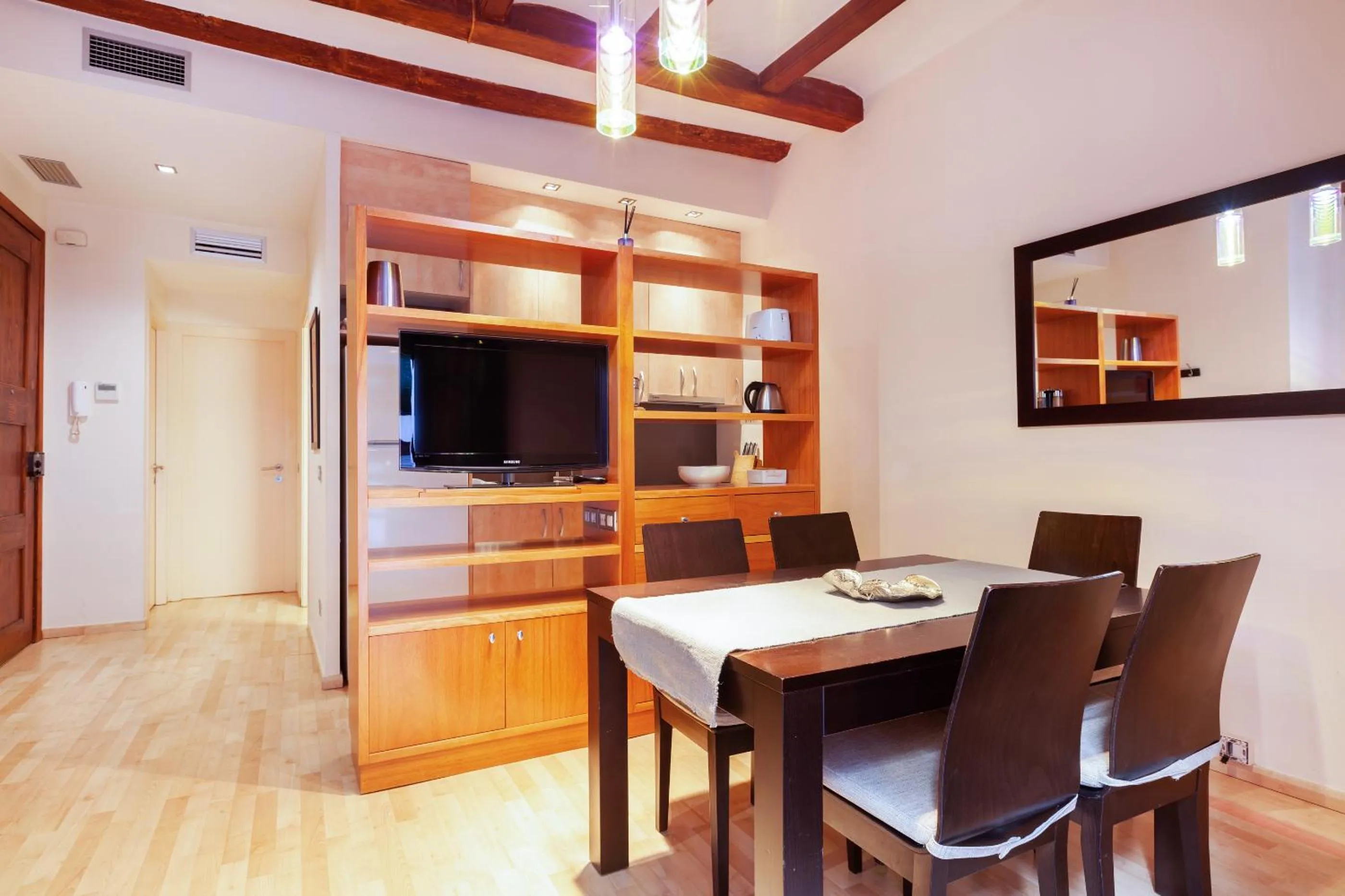 Dream Gracia Apartments