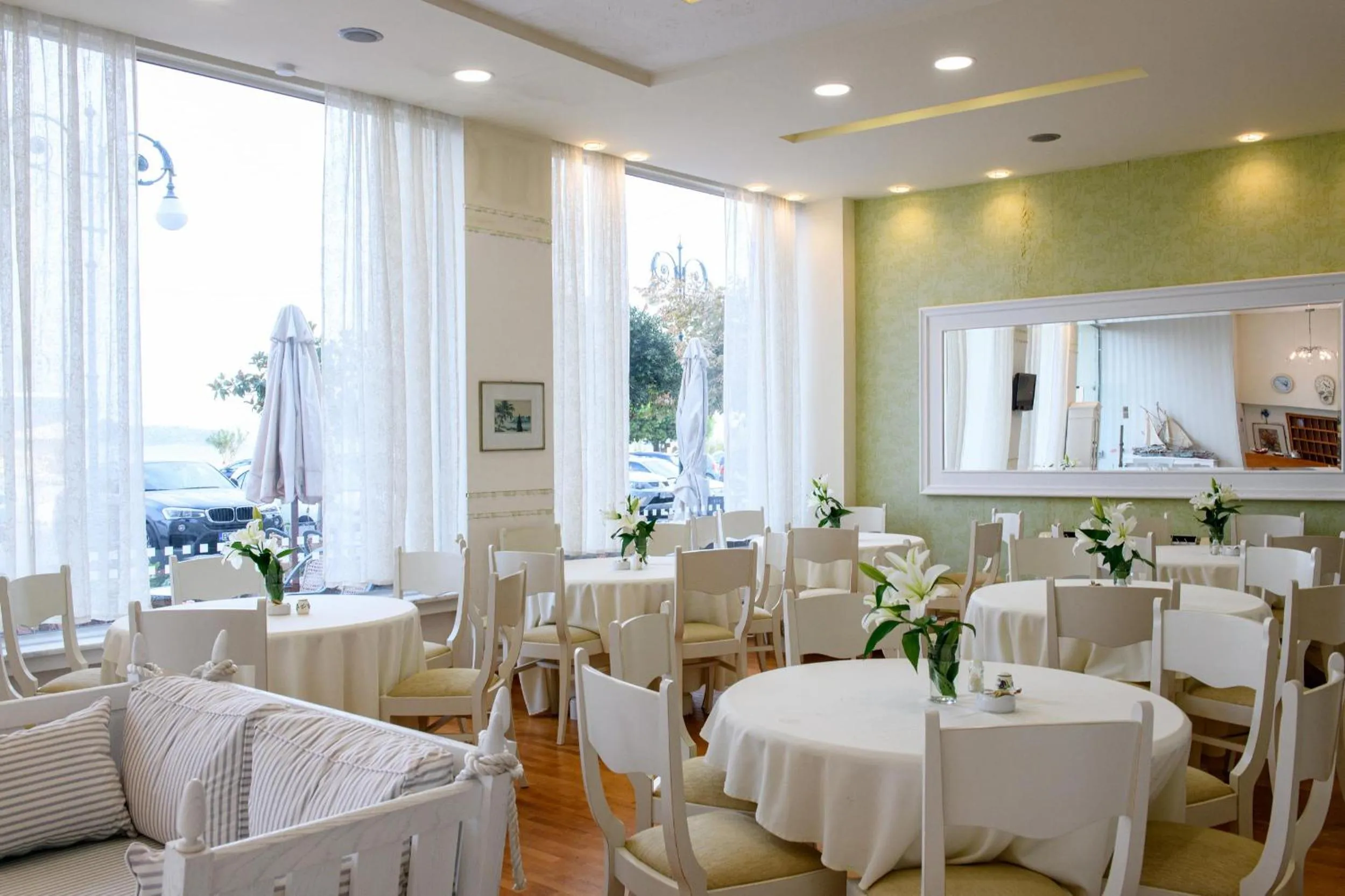 Breakfast in Hotel Timoleon