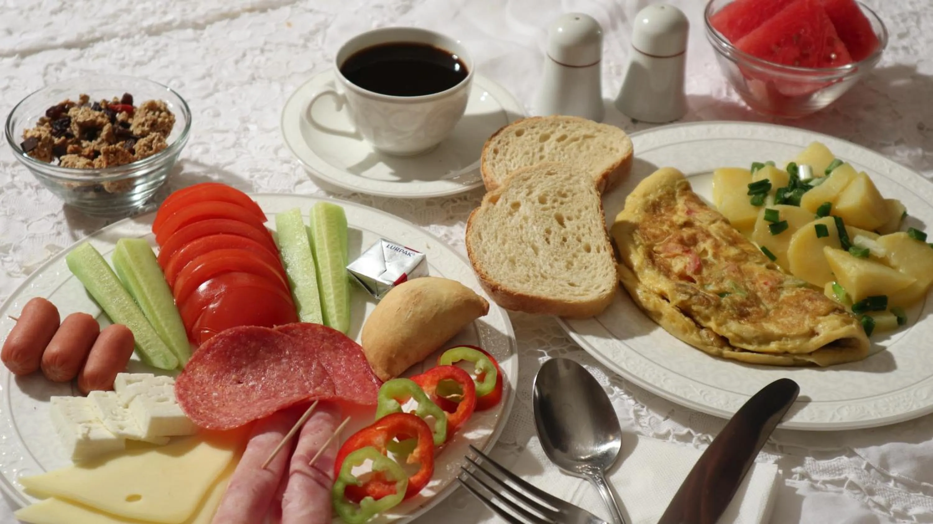 Breakfast in Hotel Timoleon
