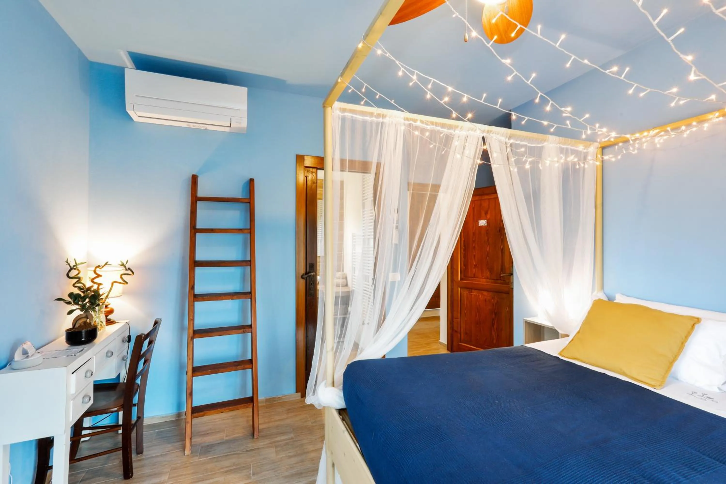 Photo of the whole room, Bed in Locanda della Lavanda