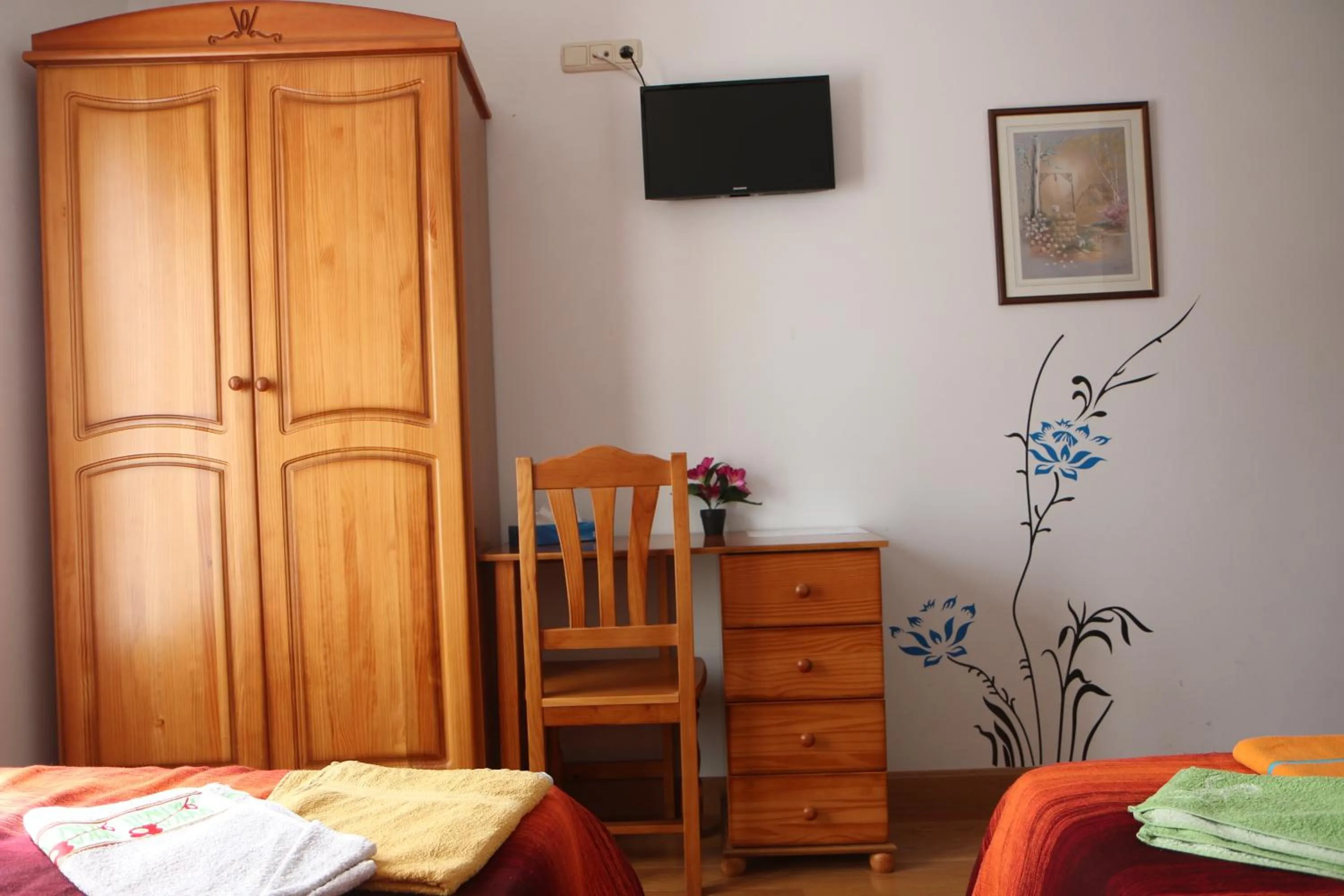 Bed in Hostal La Plaza