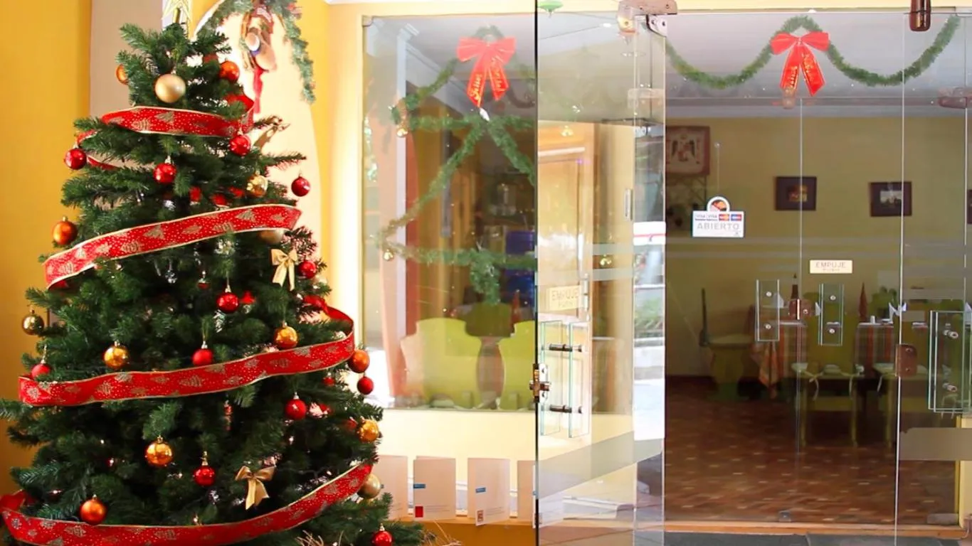 Facade/entrance in Hotel Cima Argentum