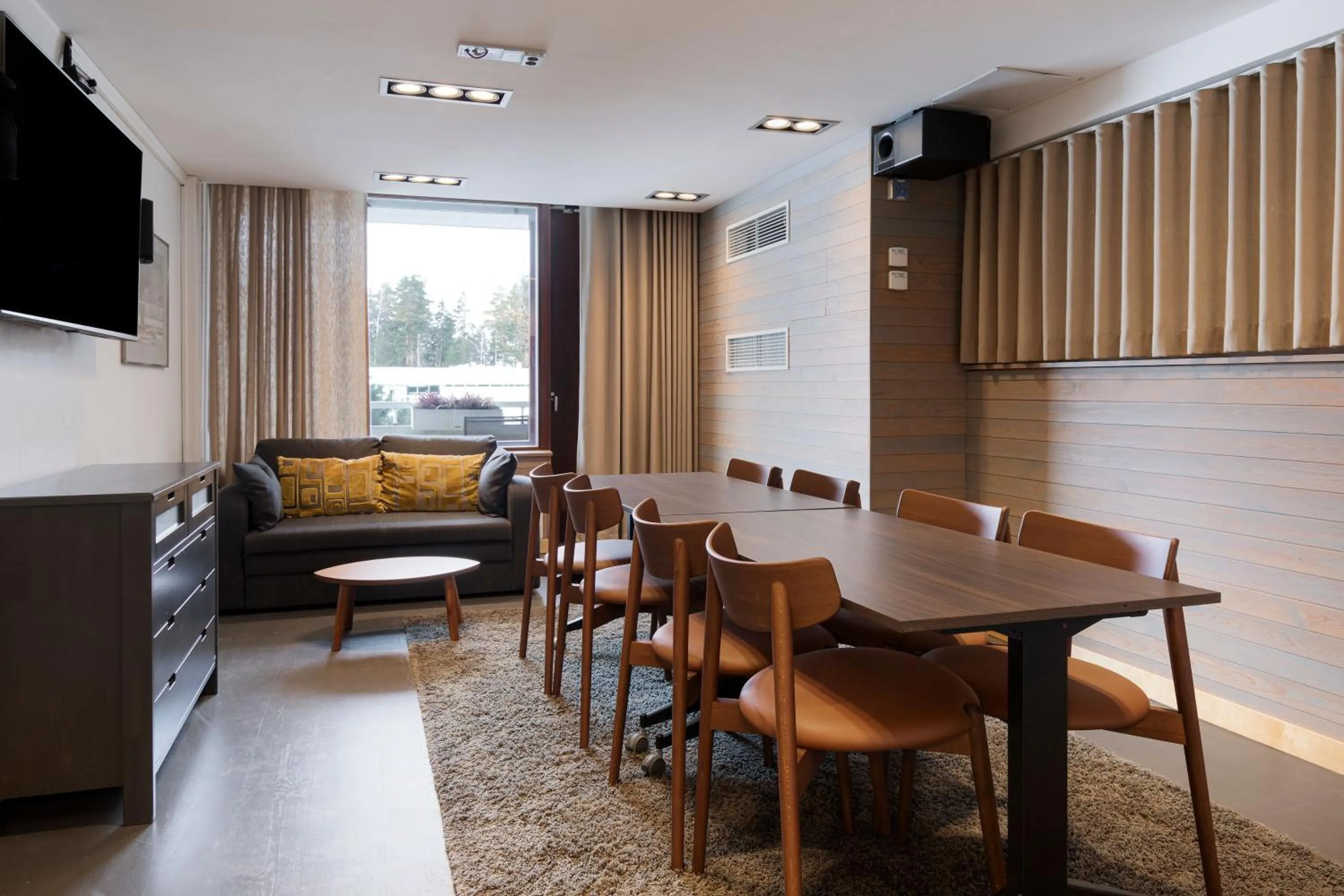 Meeting/conference room in Original Sokos Hotel Tapiola Garden Espoo