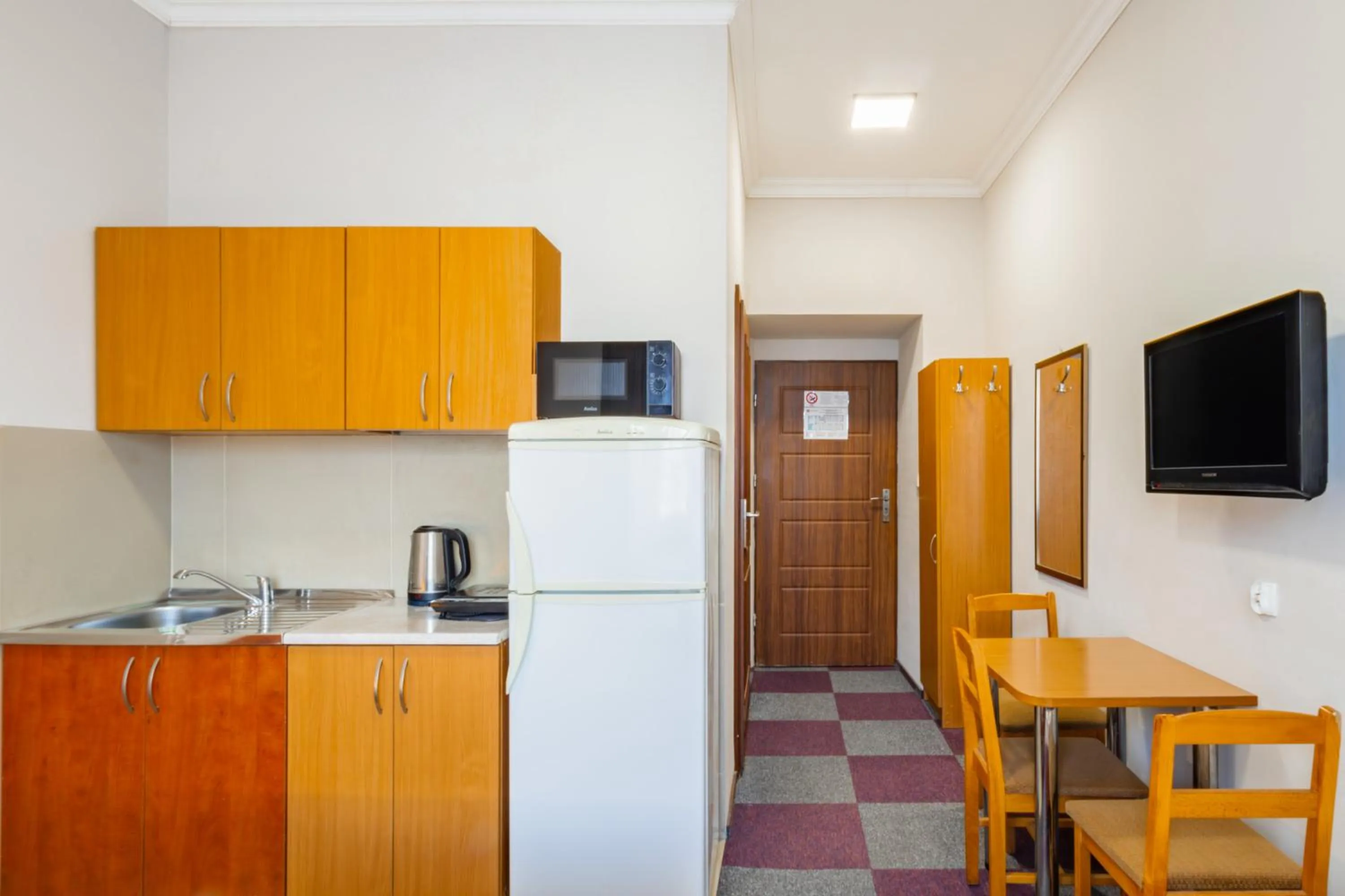 TV and multimedia in Noclegi Stadion Bed & Breakfast