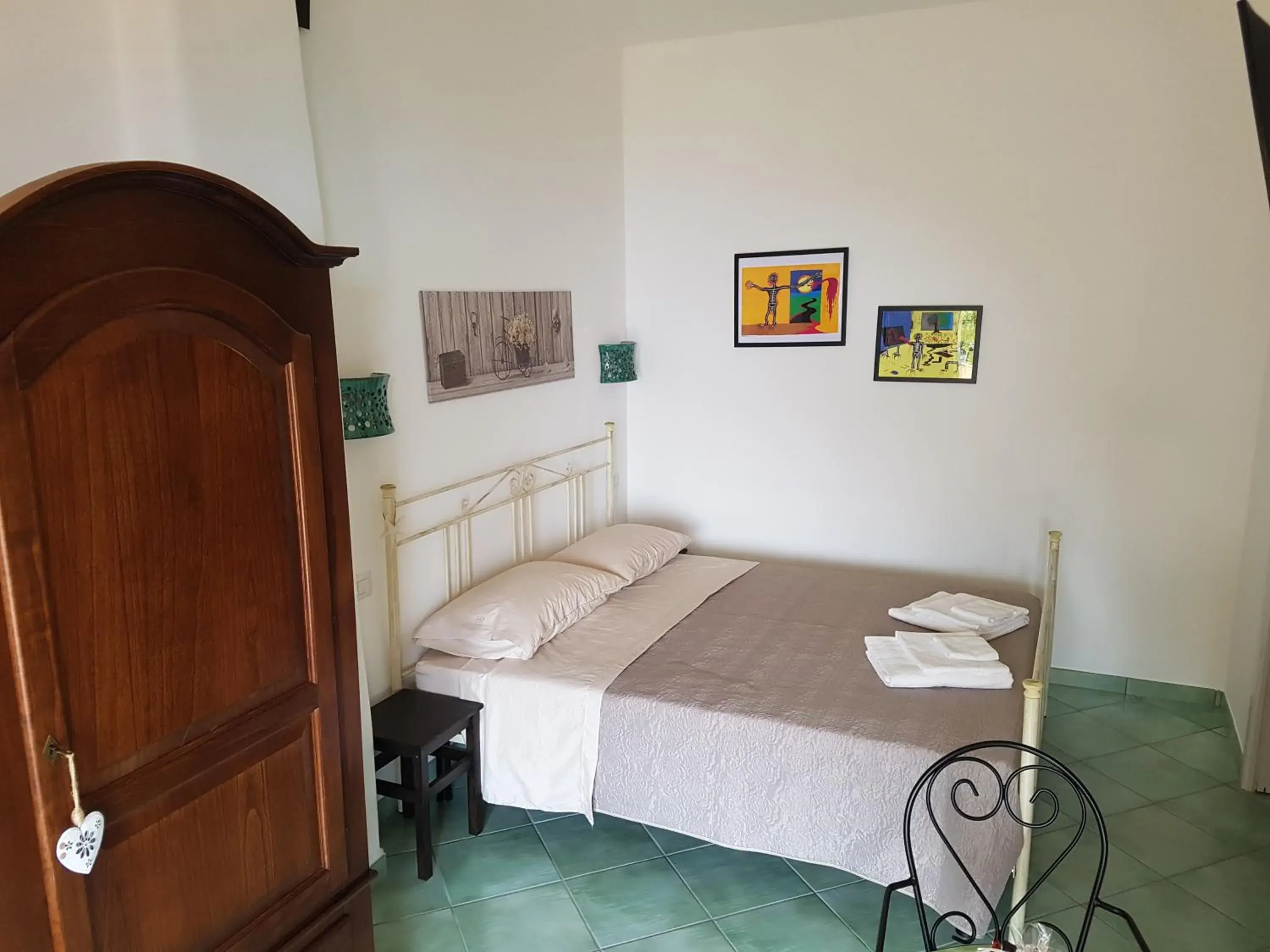 Double Room with Private Bathroom in B&B nonnAngela Double Room with Private Bathroom in B&B nonnAngela