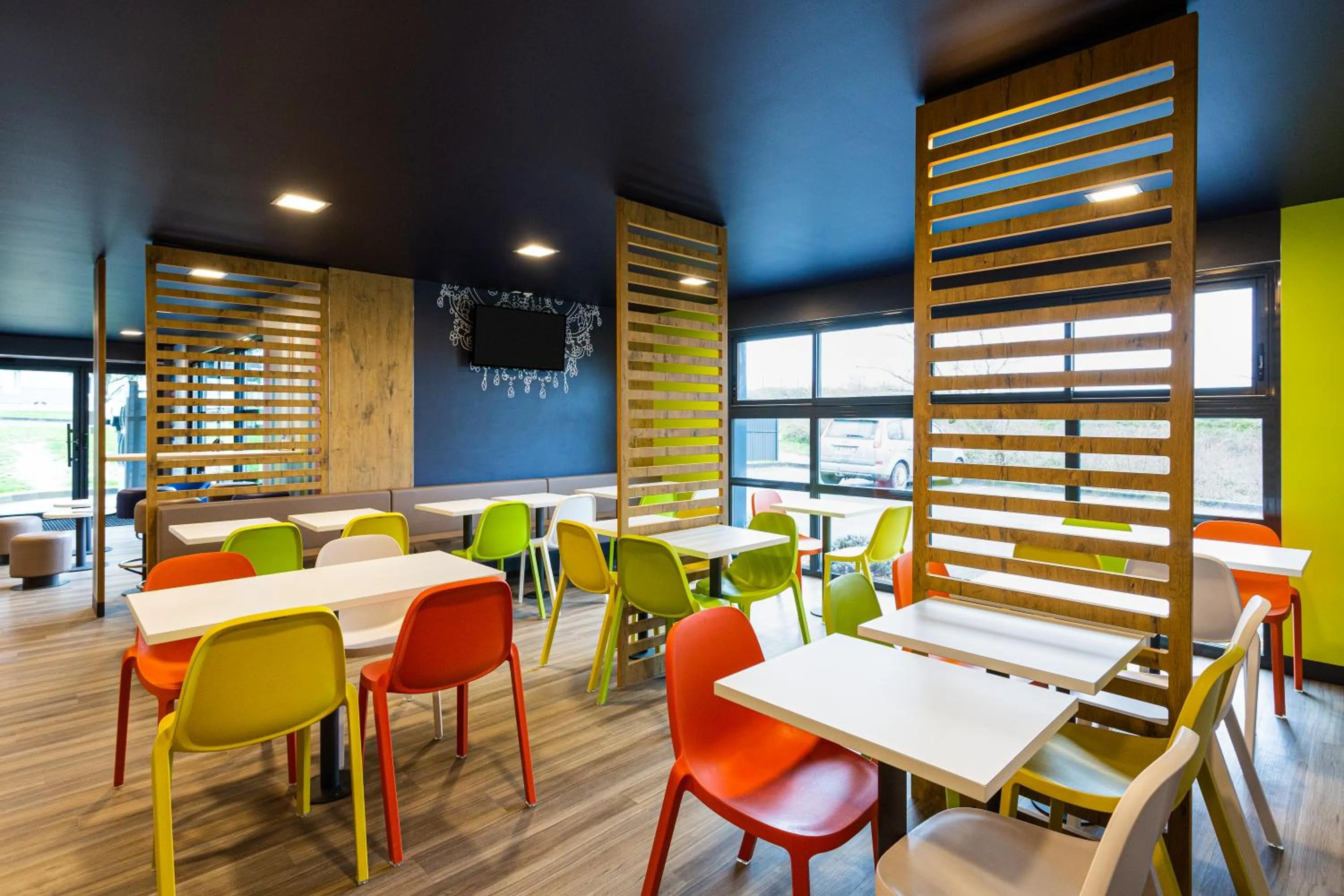 Buffet breakfast in ibis budget Angoulême Nord