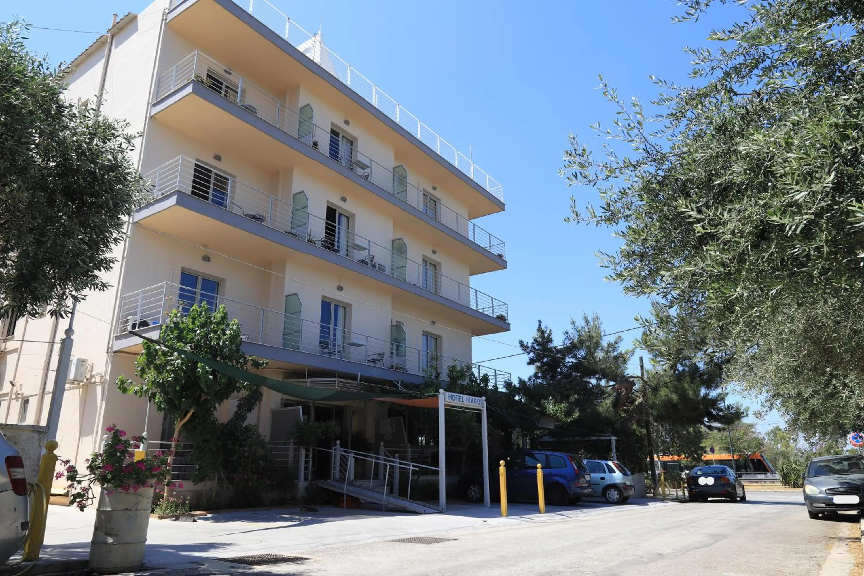 Property building in IKAROS Hotel ELLINIKO