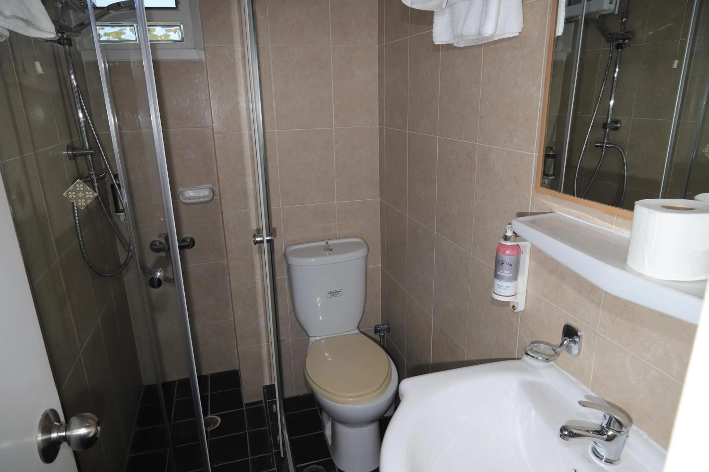 IKAROS Hotel ELLINIKO