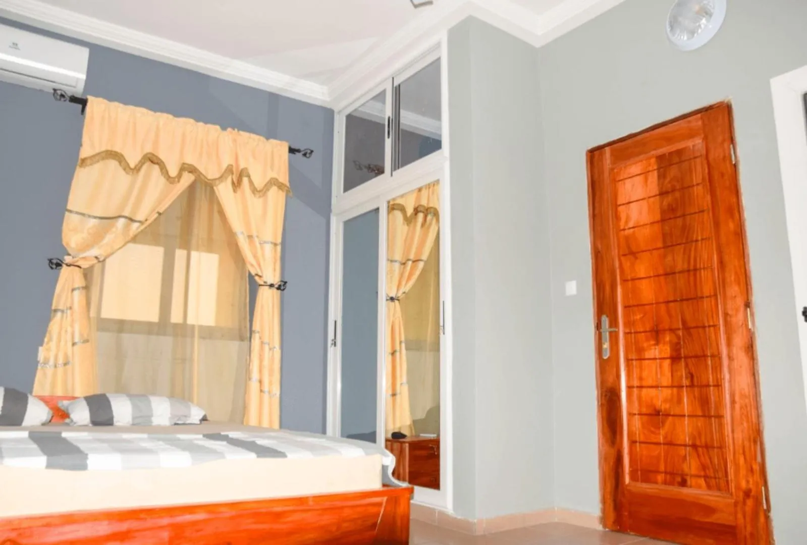 Bed in Villa Beach Avepozo Lome
