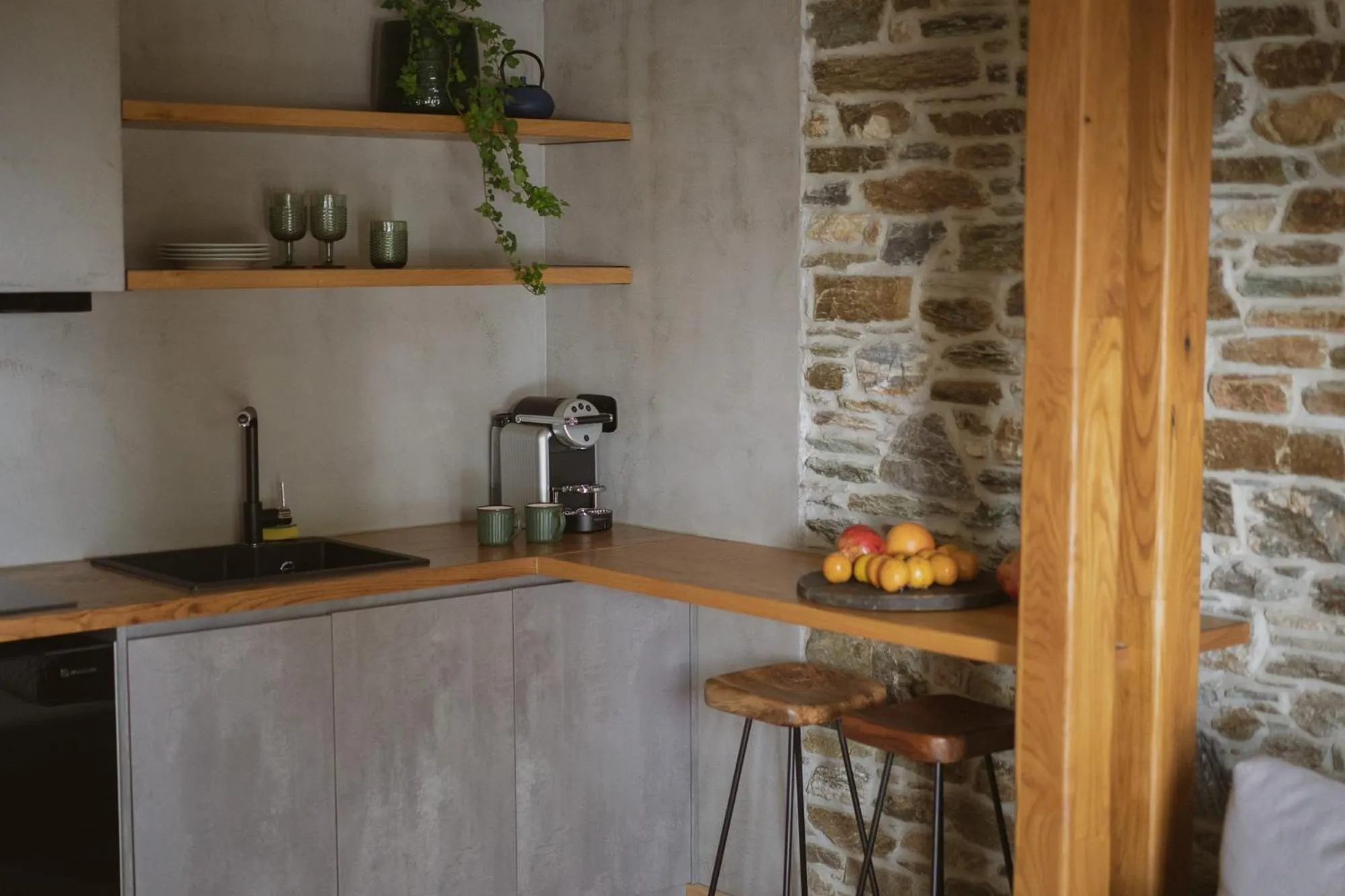 Kitchen or kitchenette in Adama