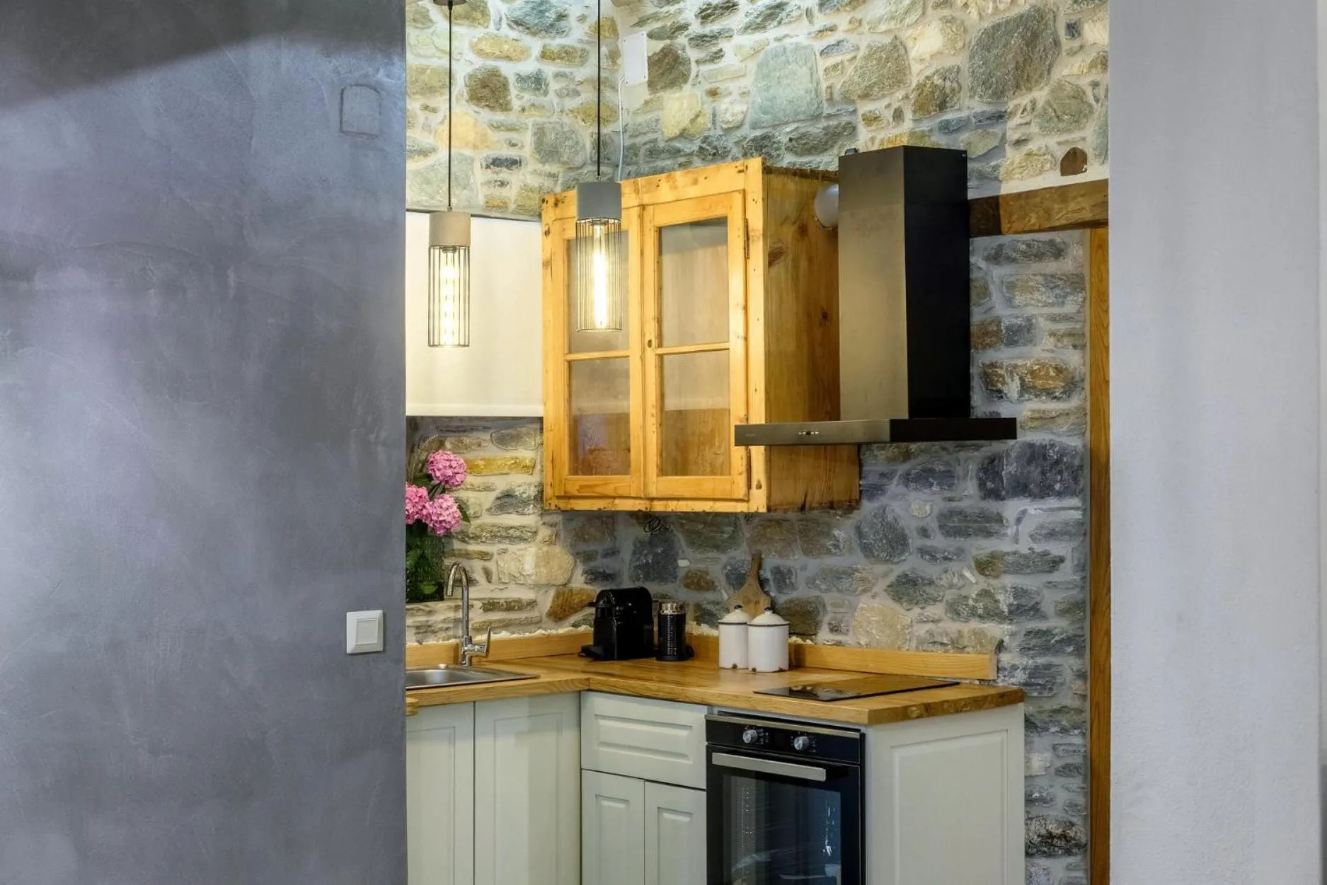 Kitchen or kitchenette in Adama
