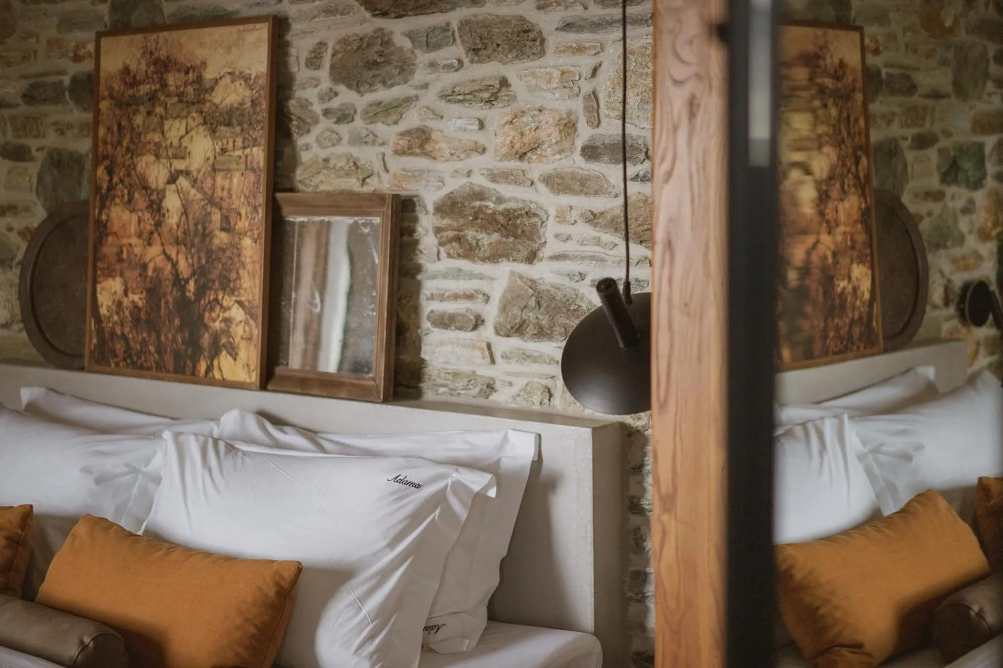Bed in Adama