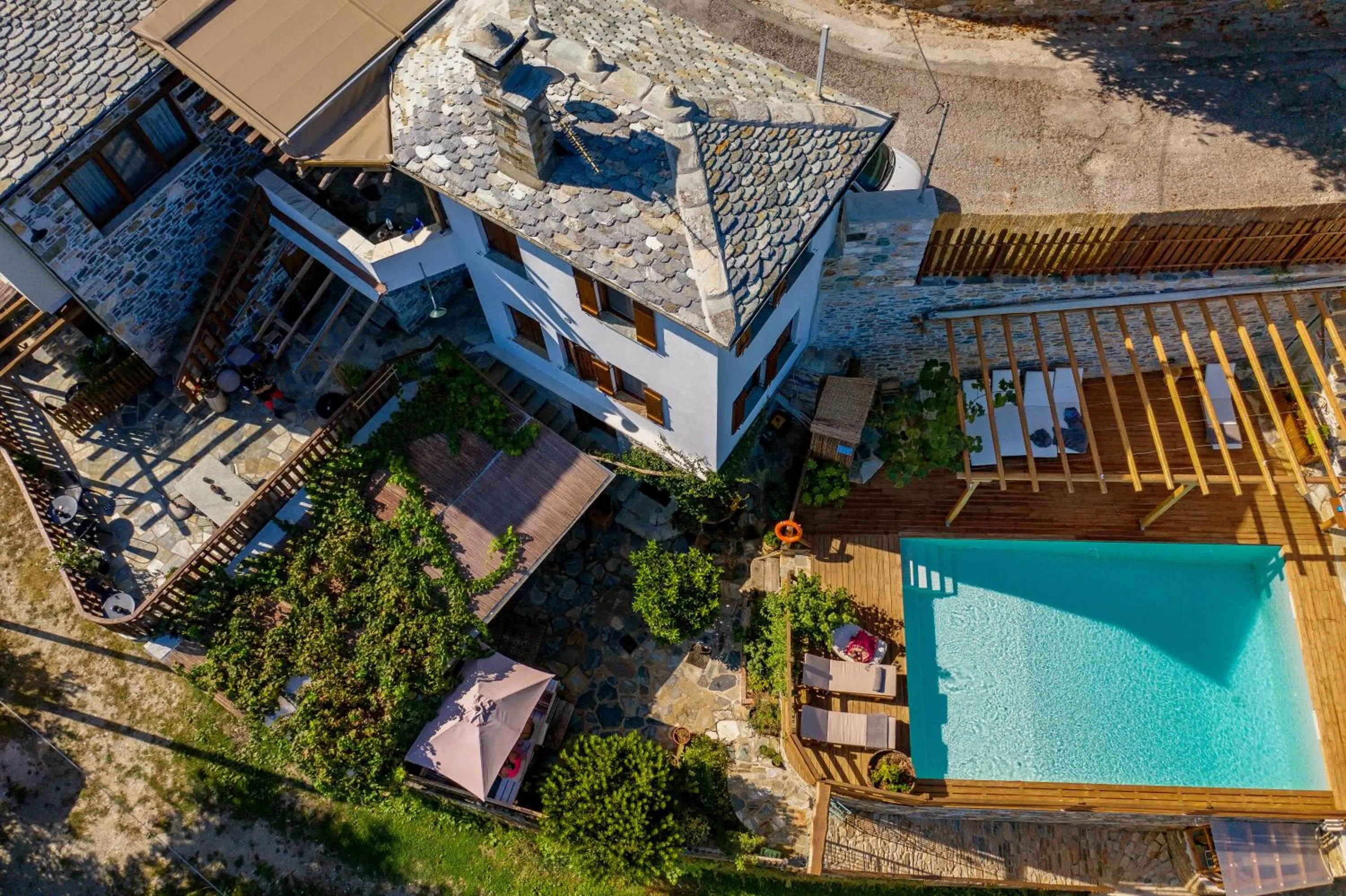 Bird's eye view in Adama