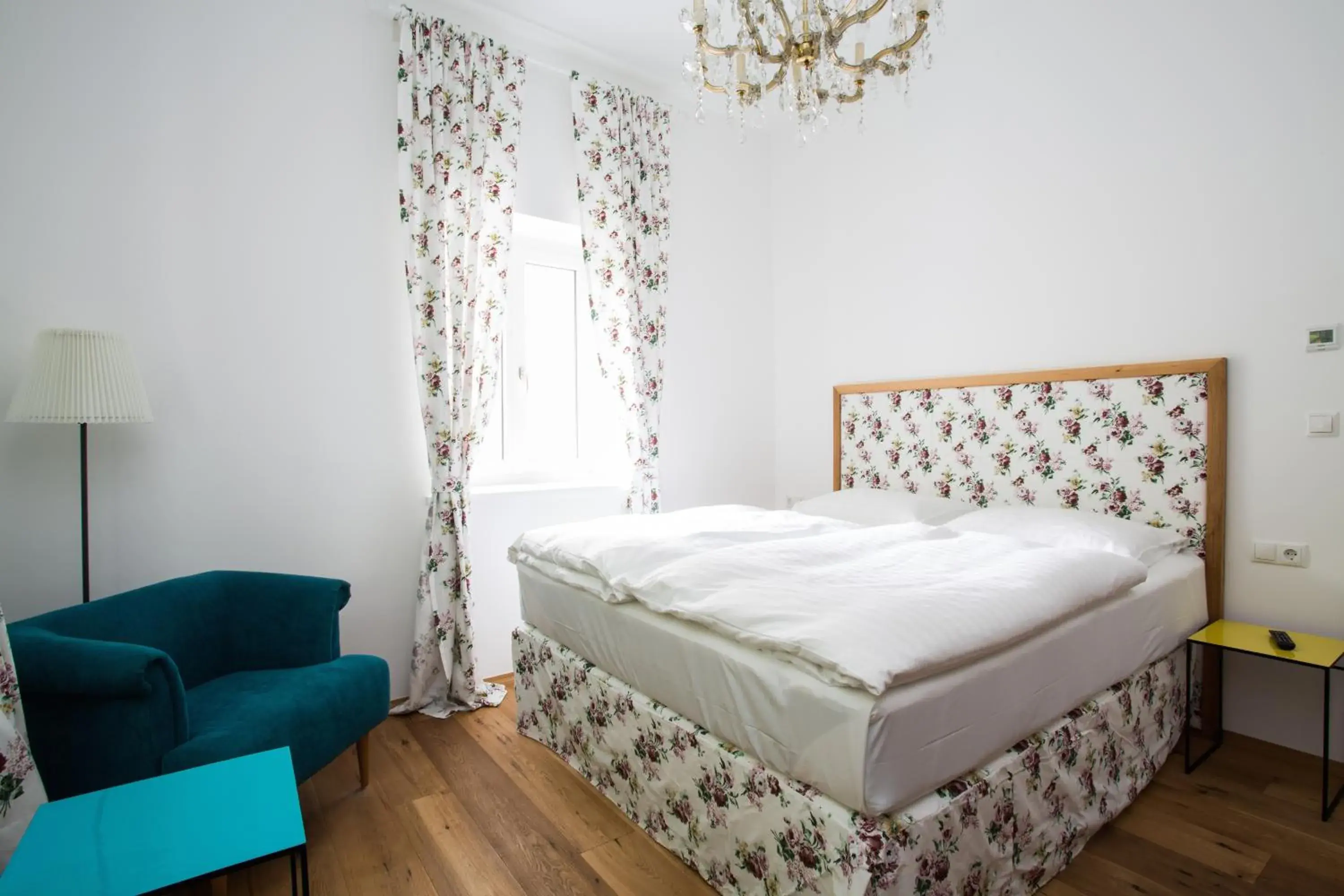 Double Room - single occupancy in KIRCHENWIRT an der Weinstrasse - Boutique Hotel Double Room - single occupancy in KIRCHENWIRT an der Weinstrasse - Boutique Hotel