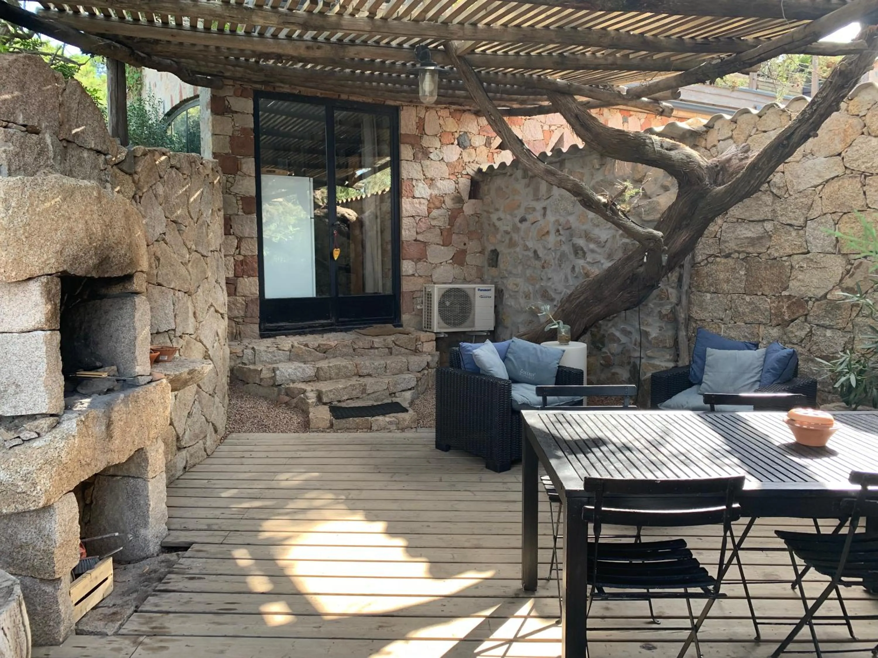 Patio in Maranatha, front de mer avec plage