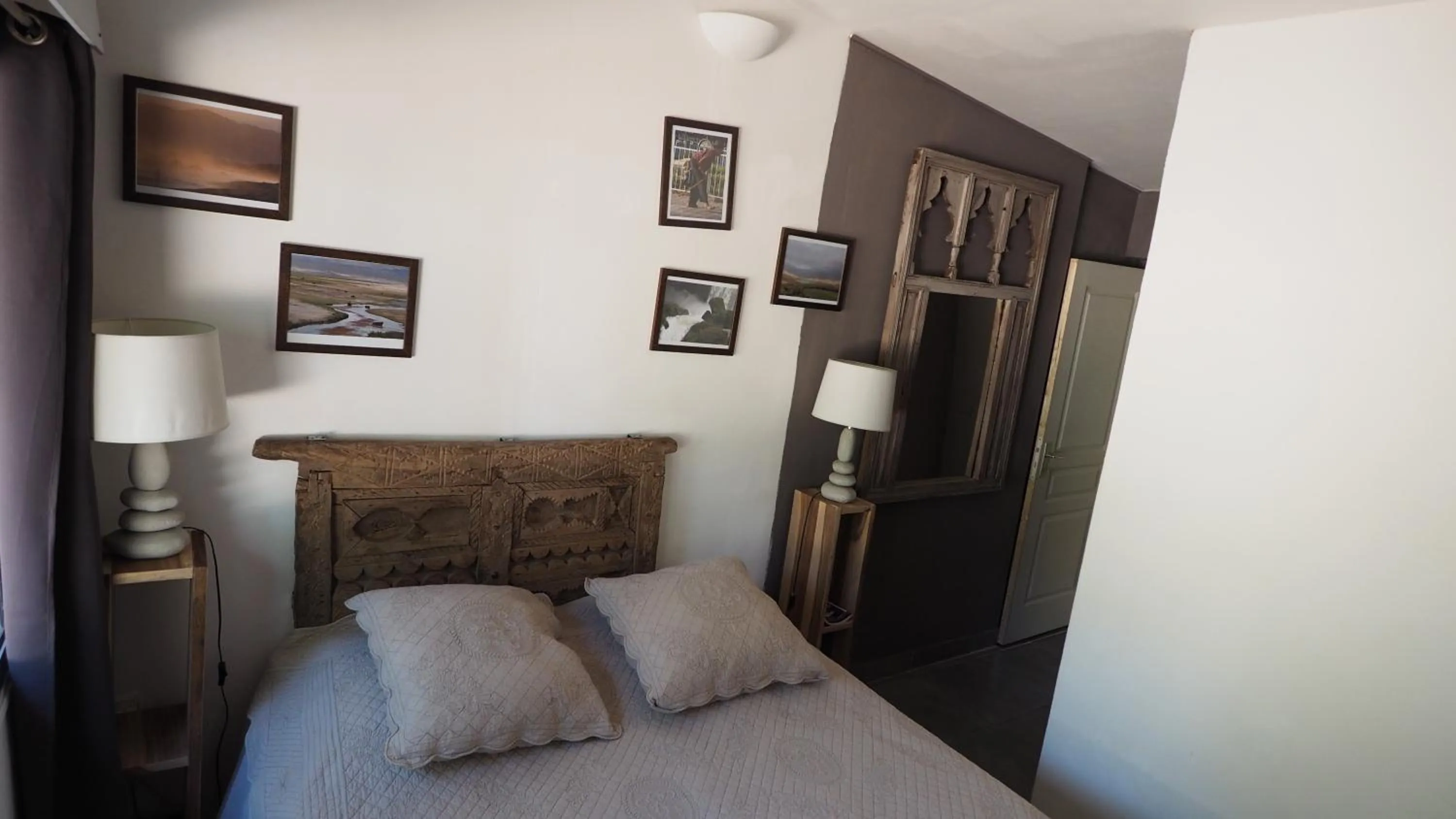 Bedroom, Bed in Maranatha, front de mer avec plage