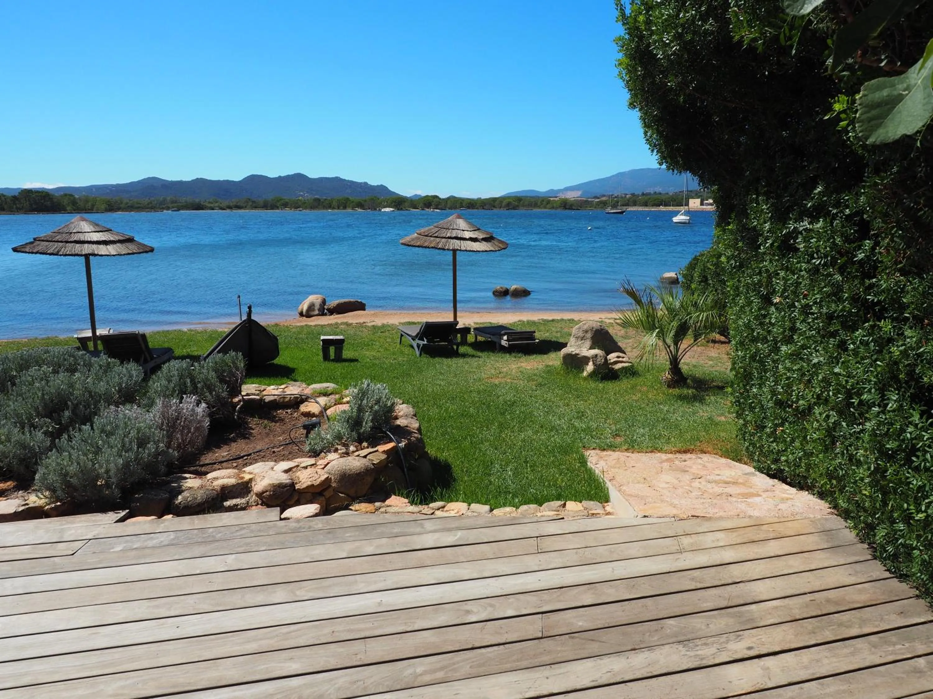Sea view in Maranatha, front de mer avec plage