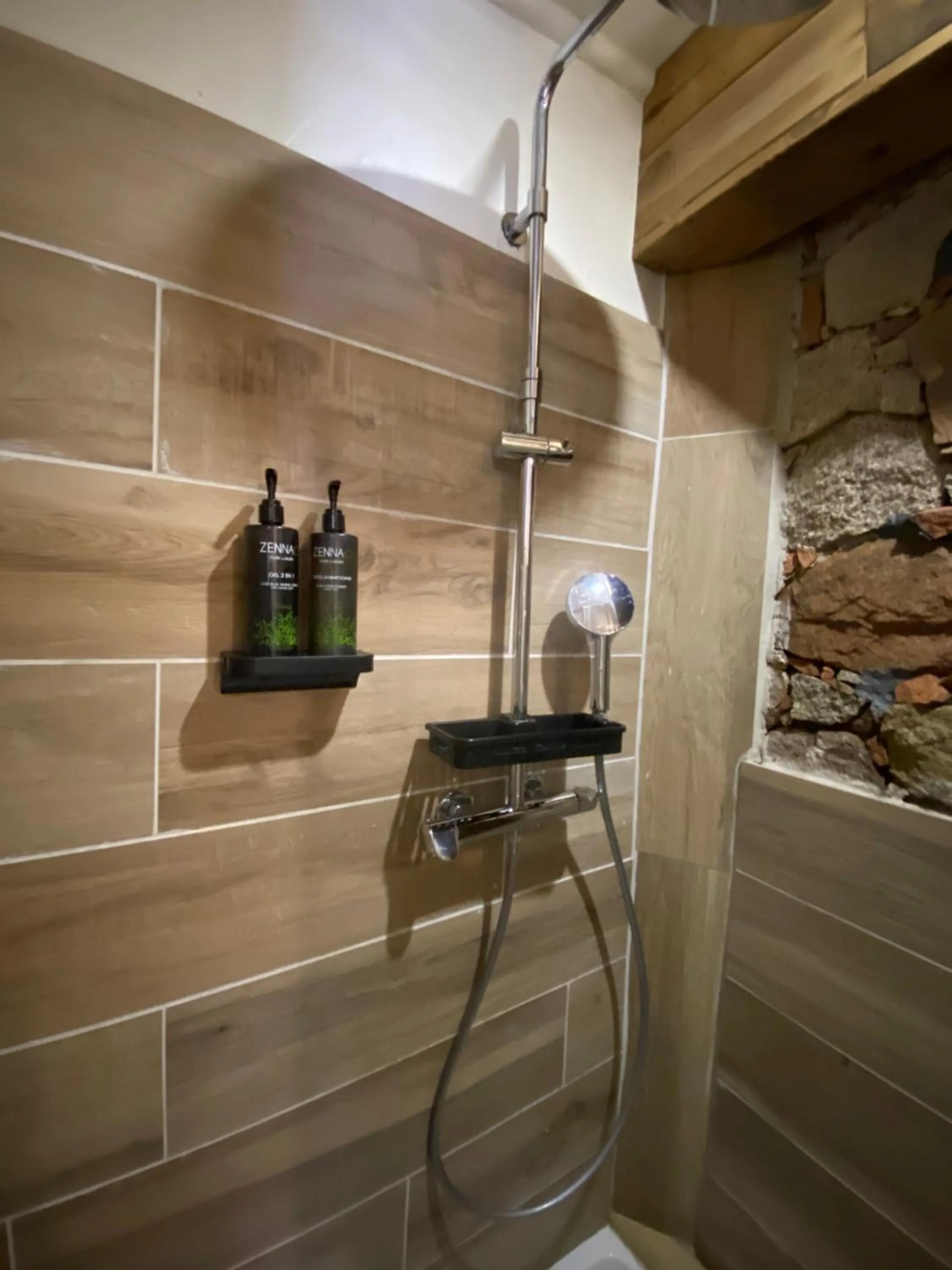 Shower in Maranatha, front de mer avec plage