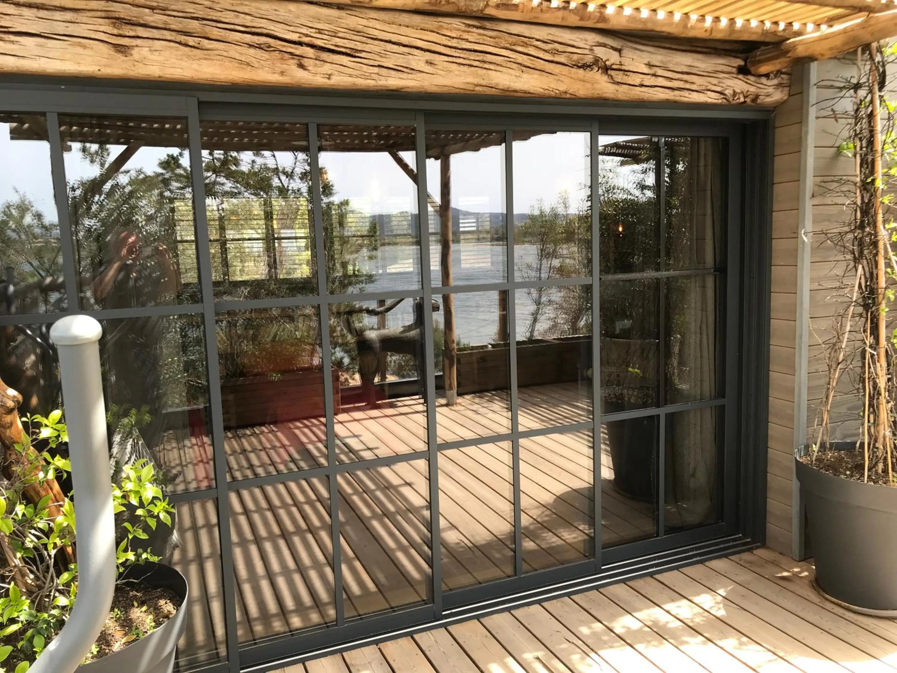 Balcony/Terrace in Maranatha, front de mer avec plage