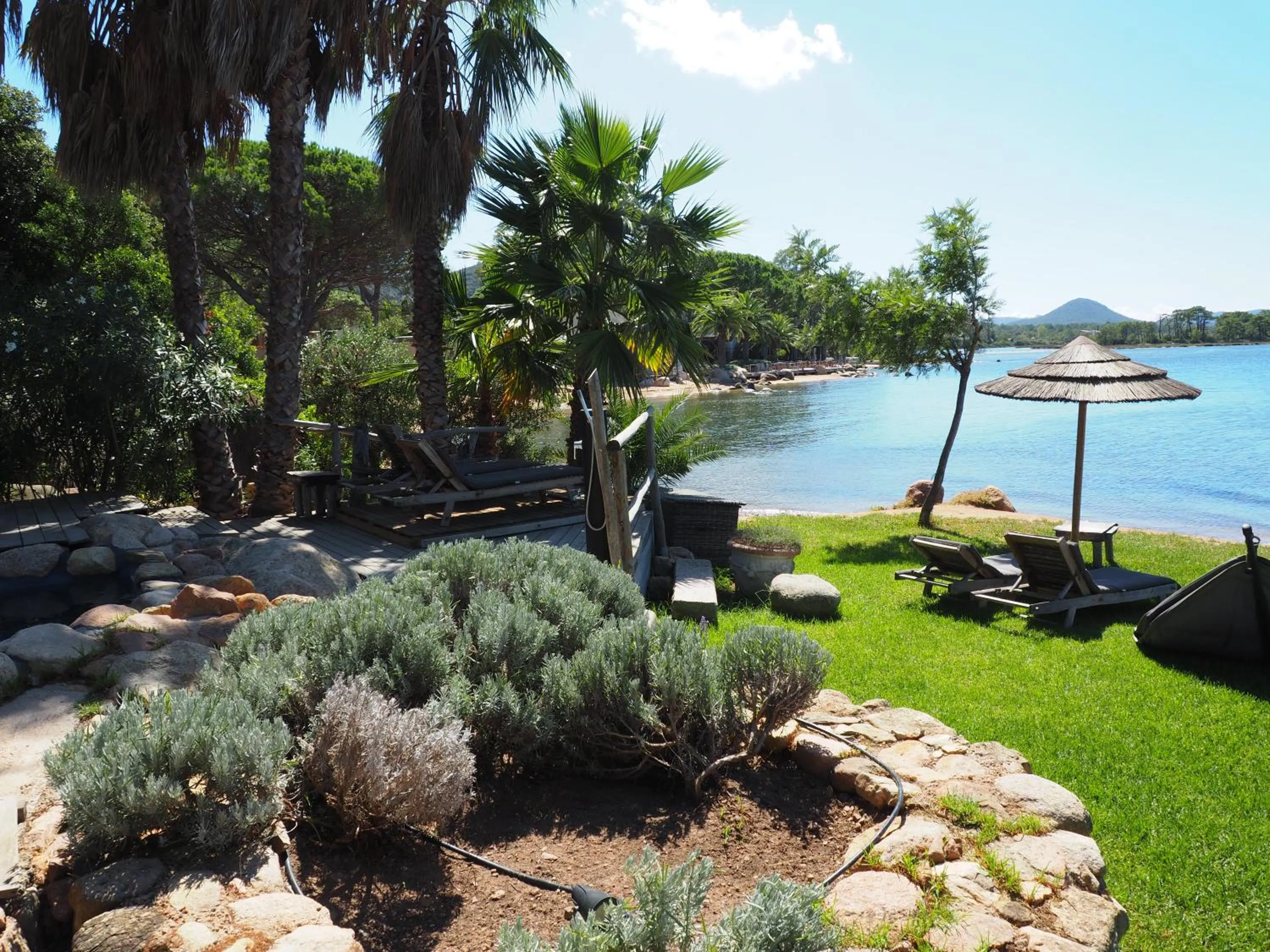 Garden in Maranatha, front de mer avec plage