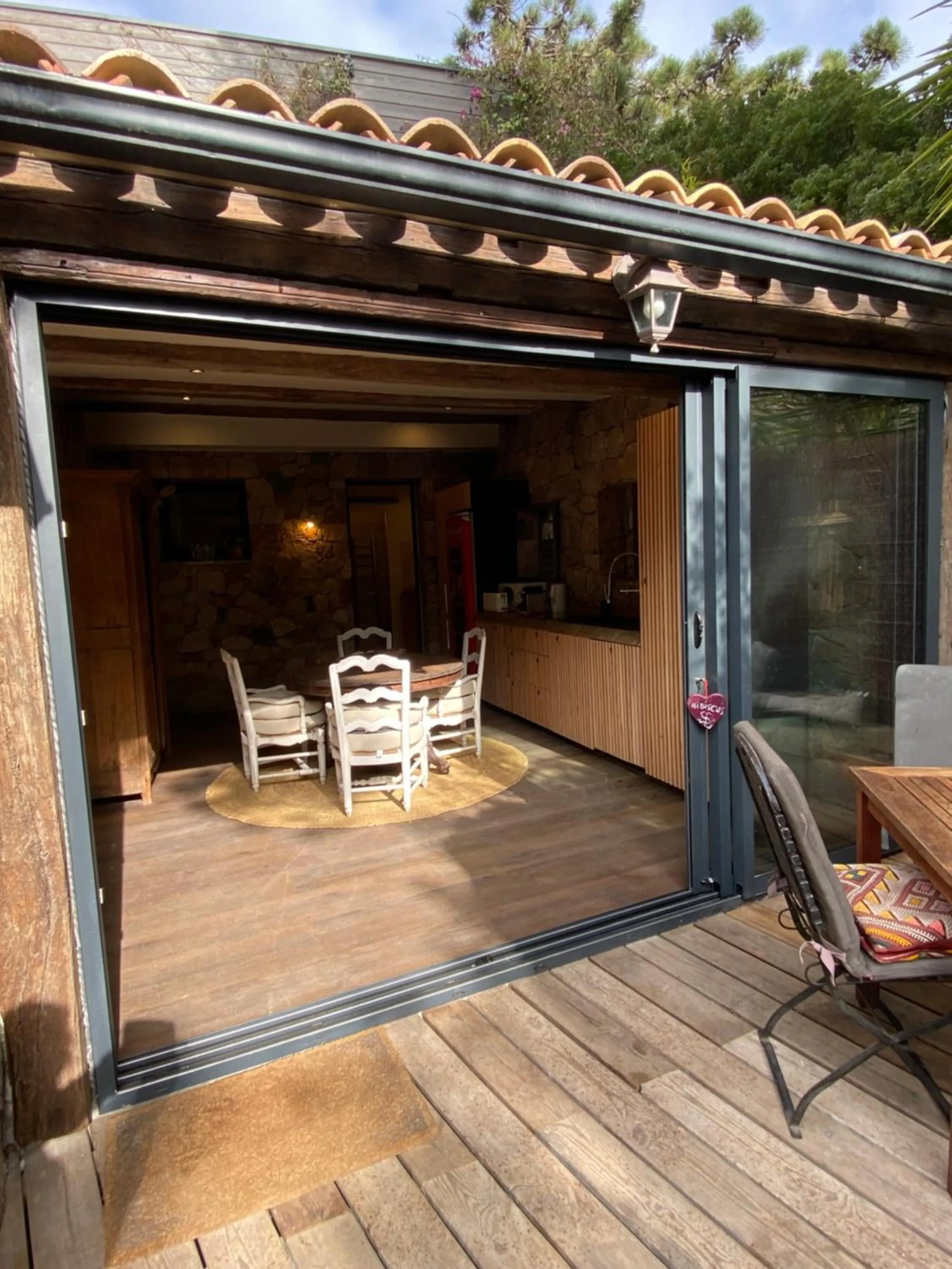 Patio in Maranatha, front de mer avec plage