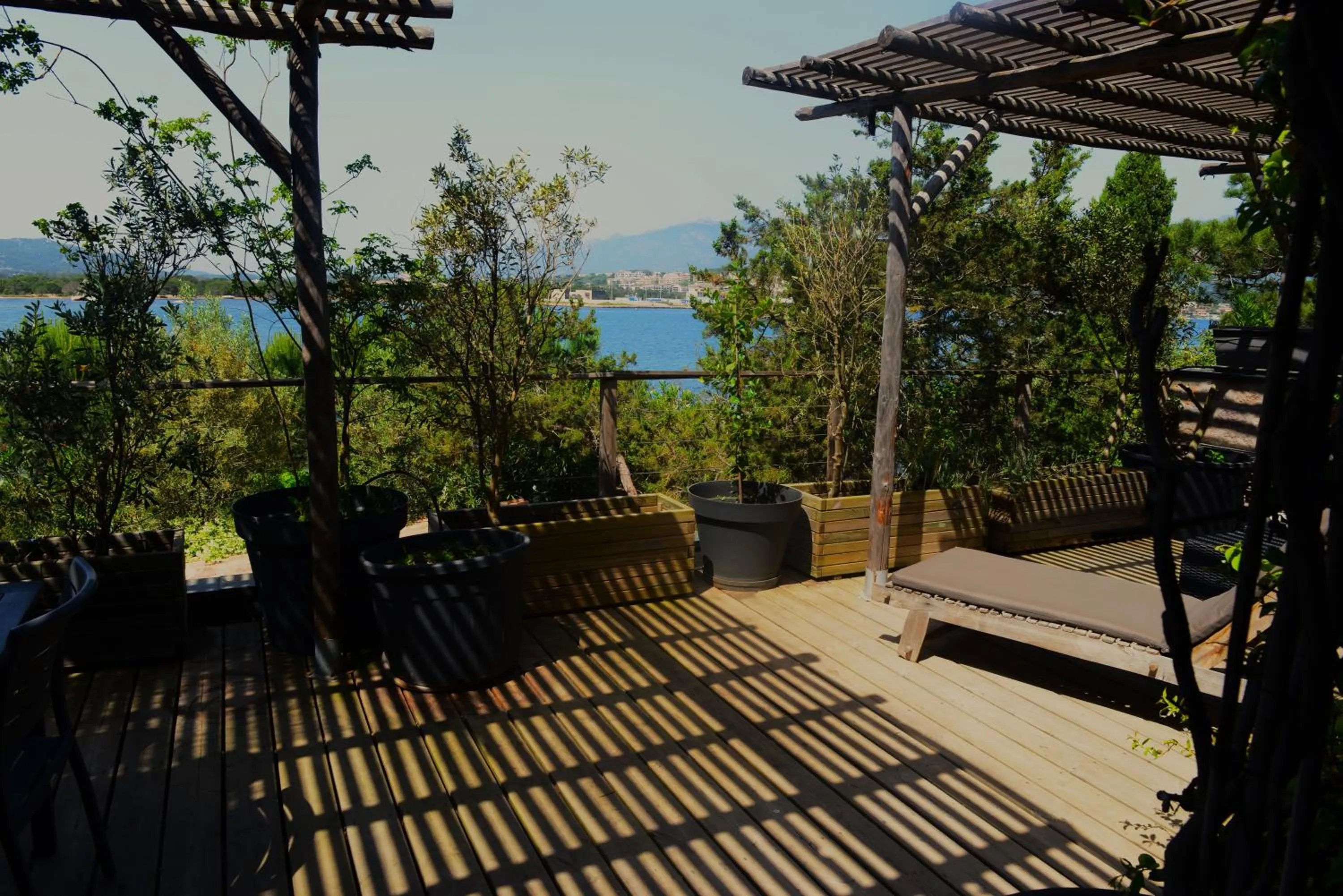Patio in Maranatha, front de mer avec plage