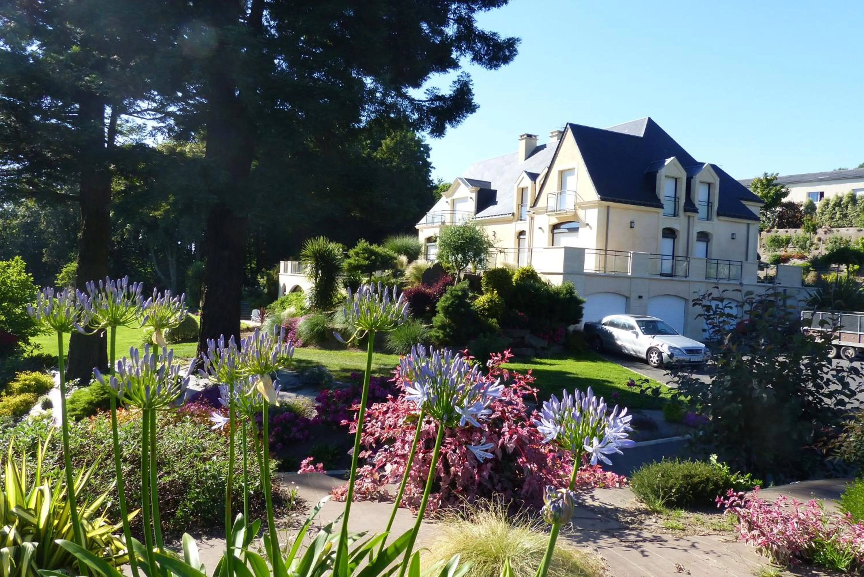 Property building in Le Domaine Des Chevaliers De Malte