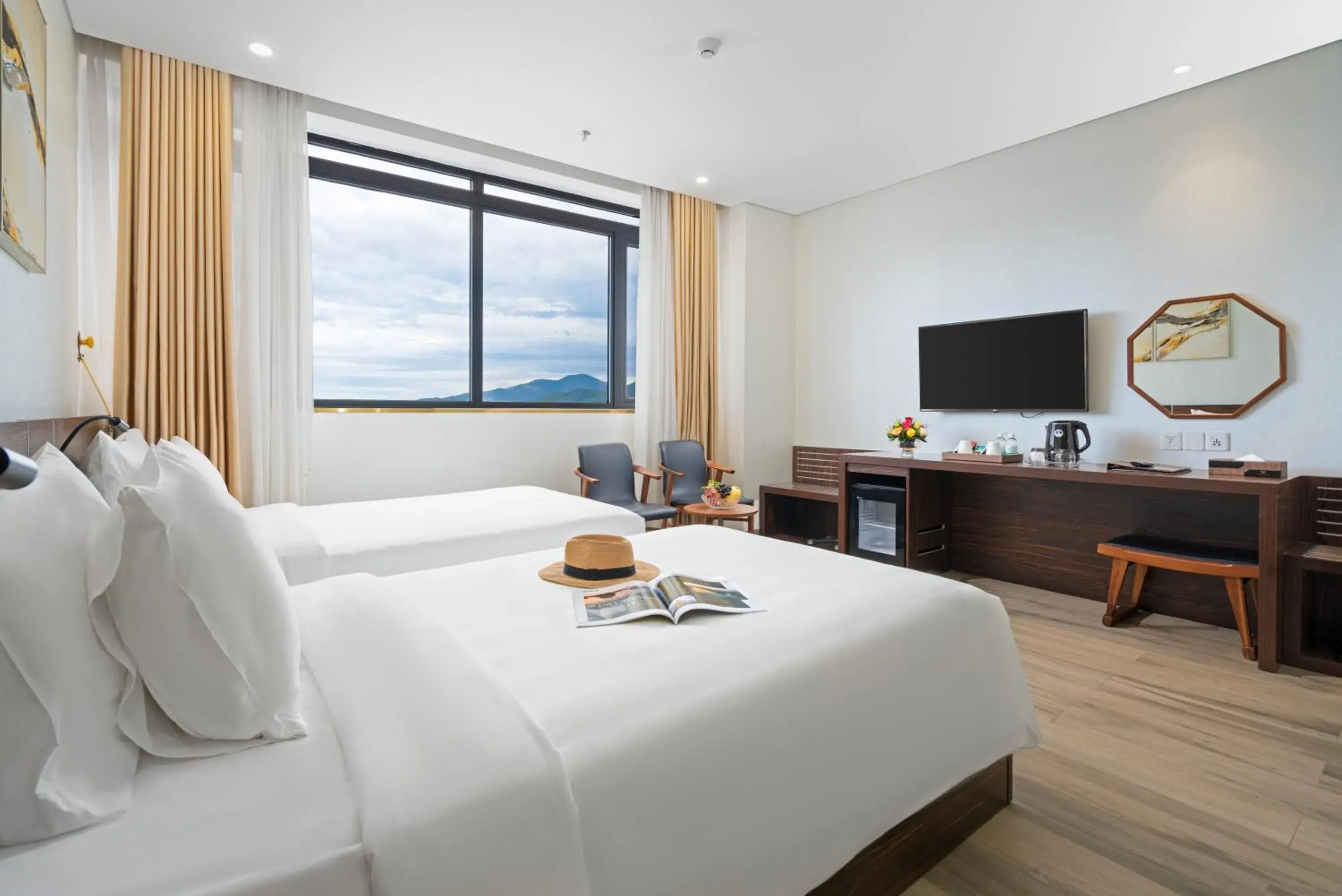 Bed in Emerald Bay Hotel & Spa Nha Trang Bed in Emerald Bay Hotel & Spa Nha Trang