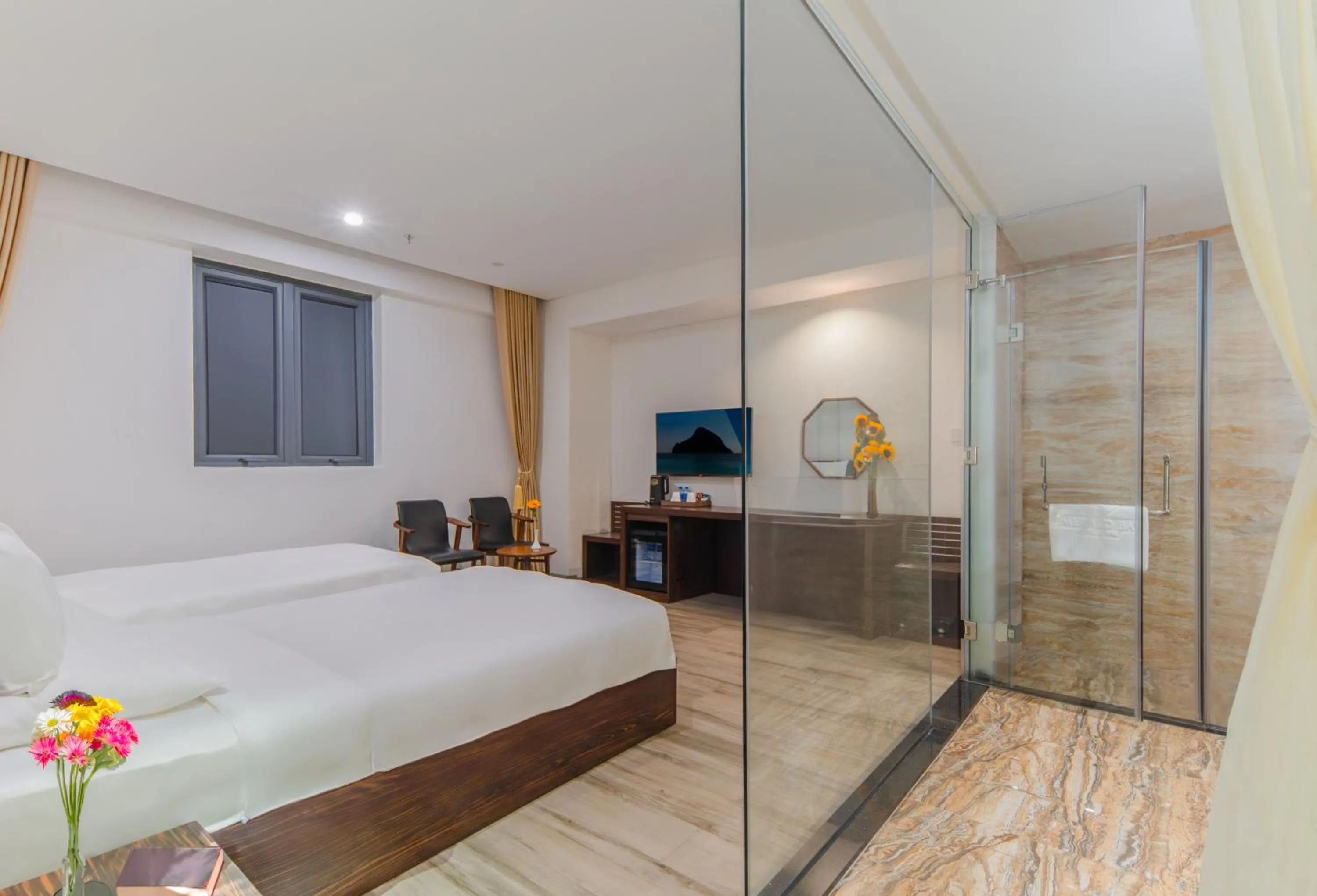 Bed in Emerald Bay Hotel & Spa Nha Trang