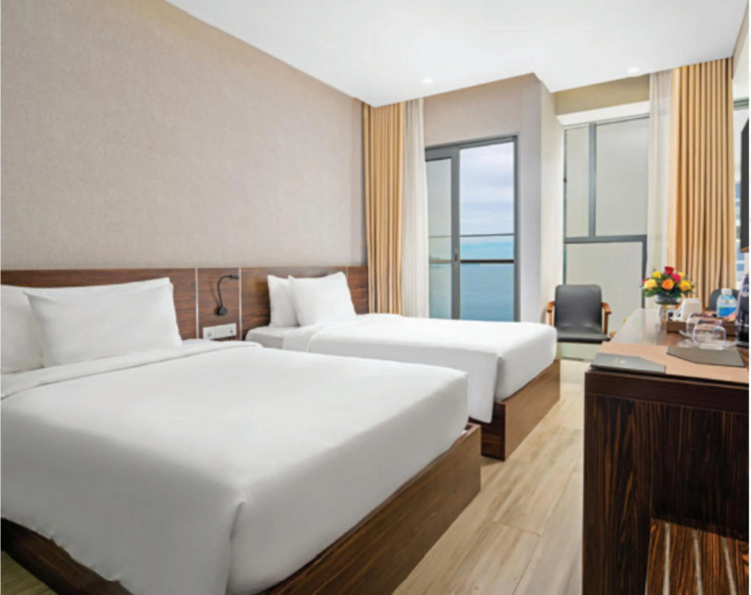 Bed in Emerald Bay Hotel & Spa Nha Trang