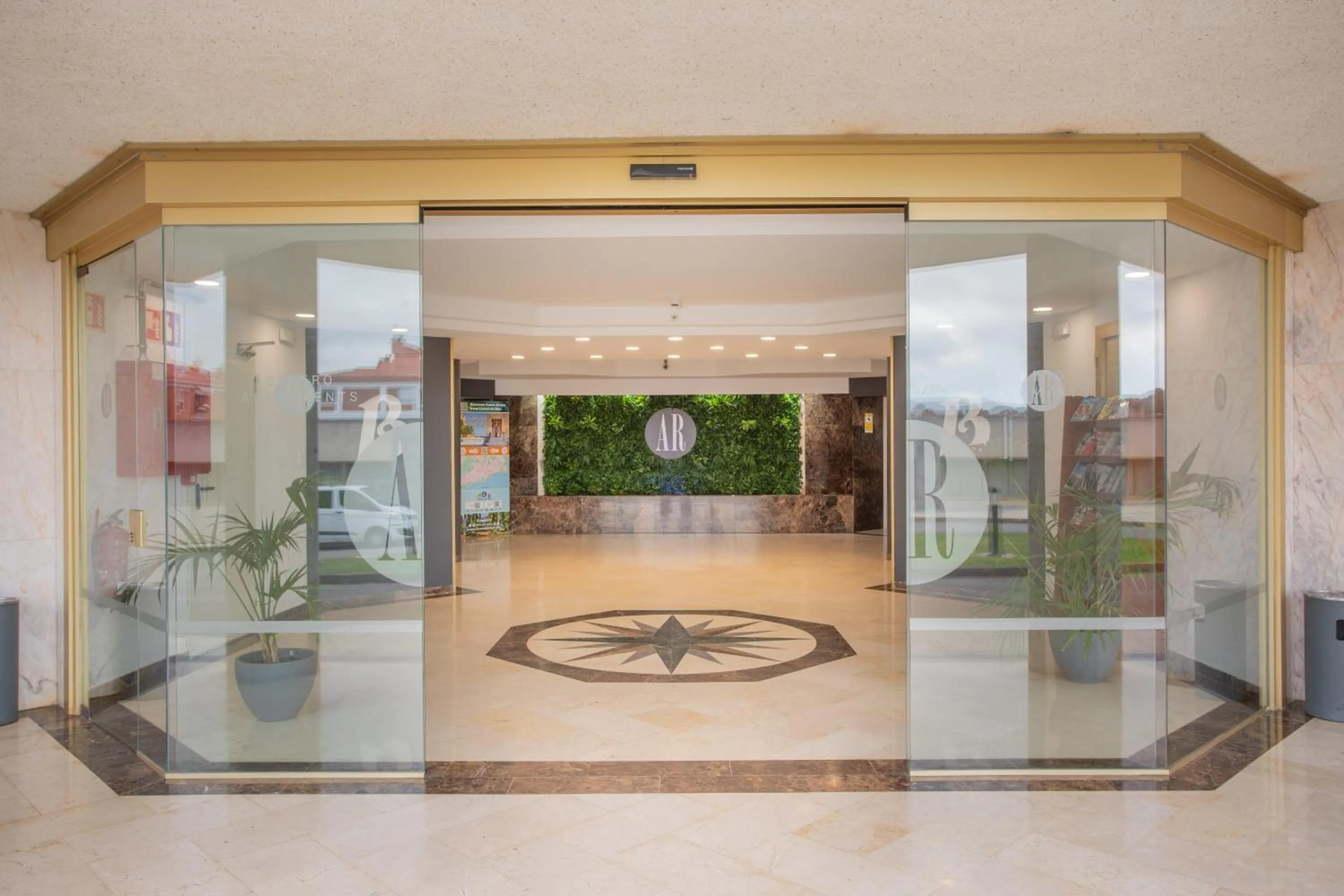 Lobby or reception in AR Bolero park