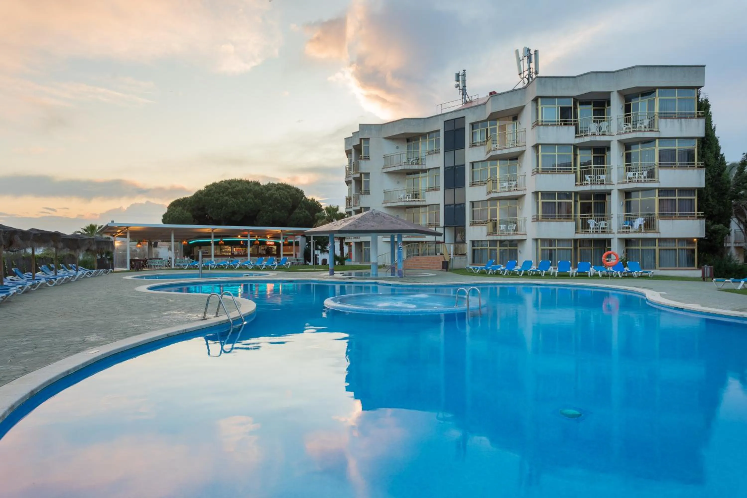 Property building in AR Bolero park