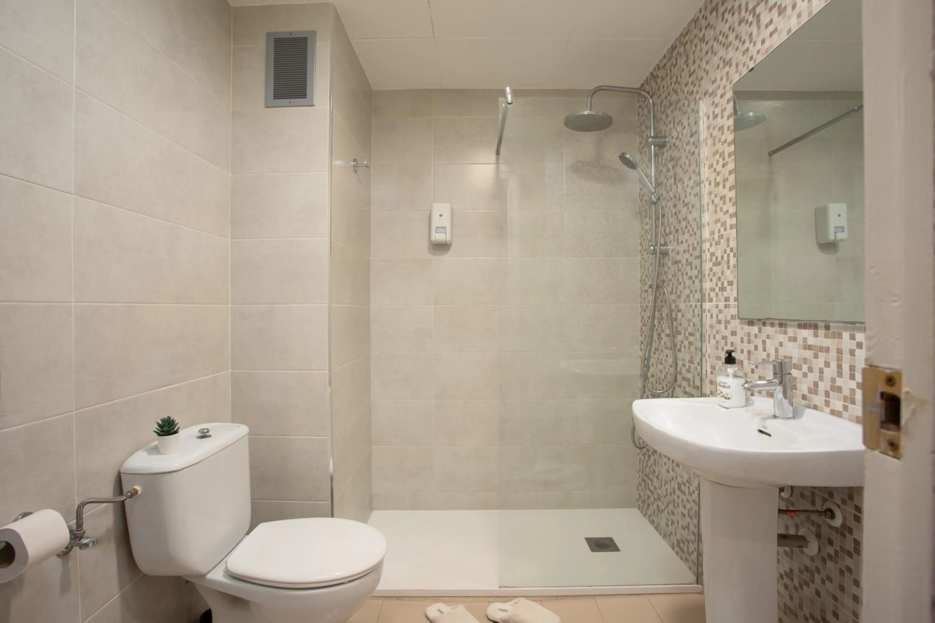 Bathroom in AR Bolero park