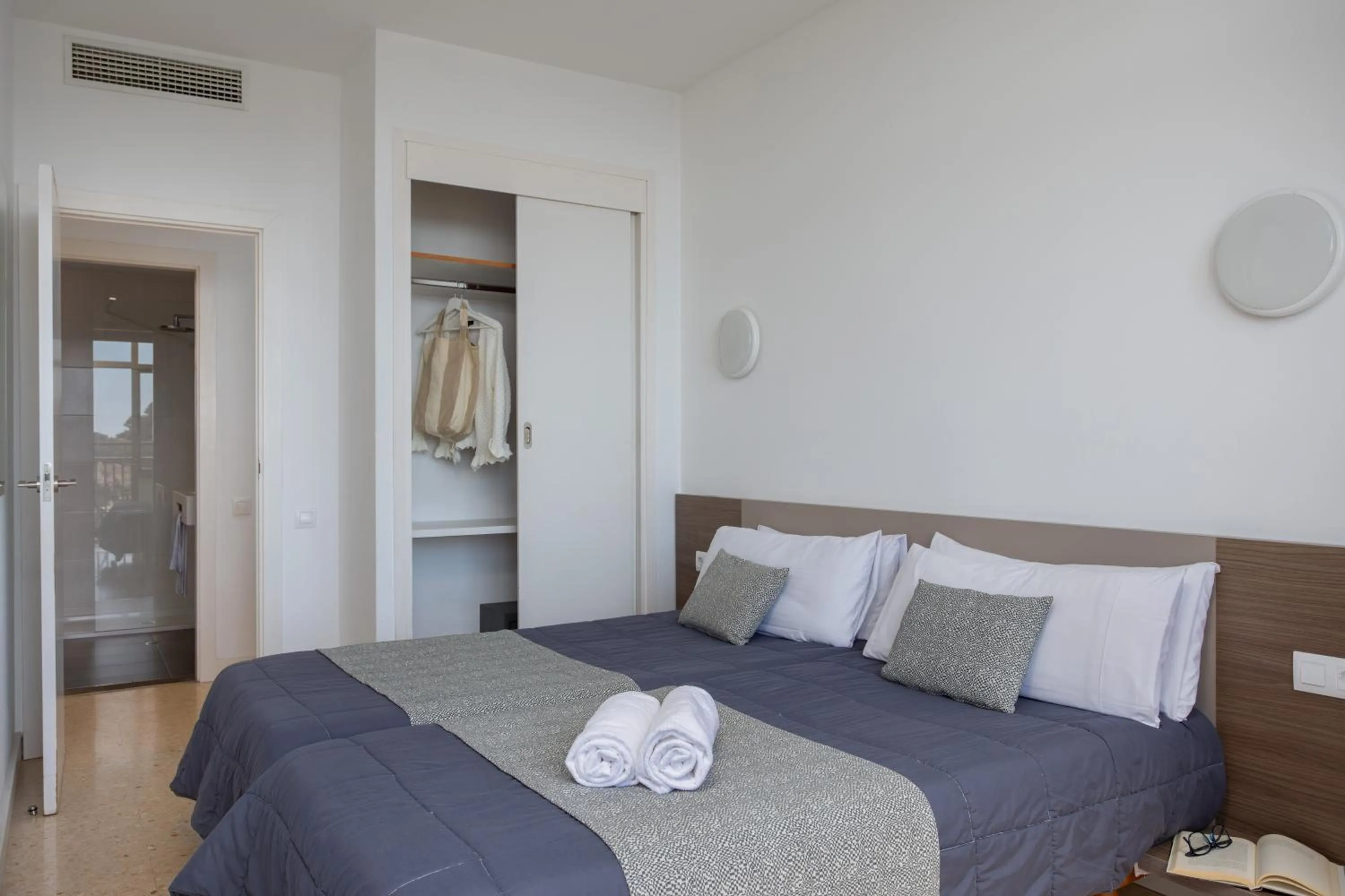 Bedroom, Bed in AR Bolero park