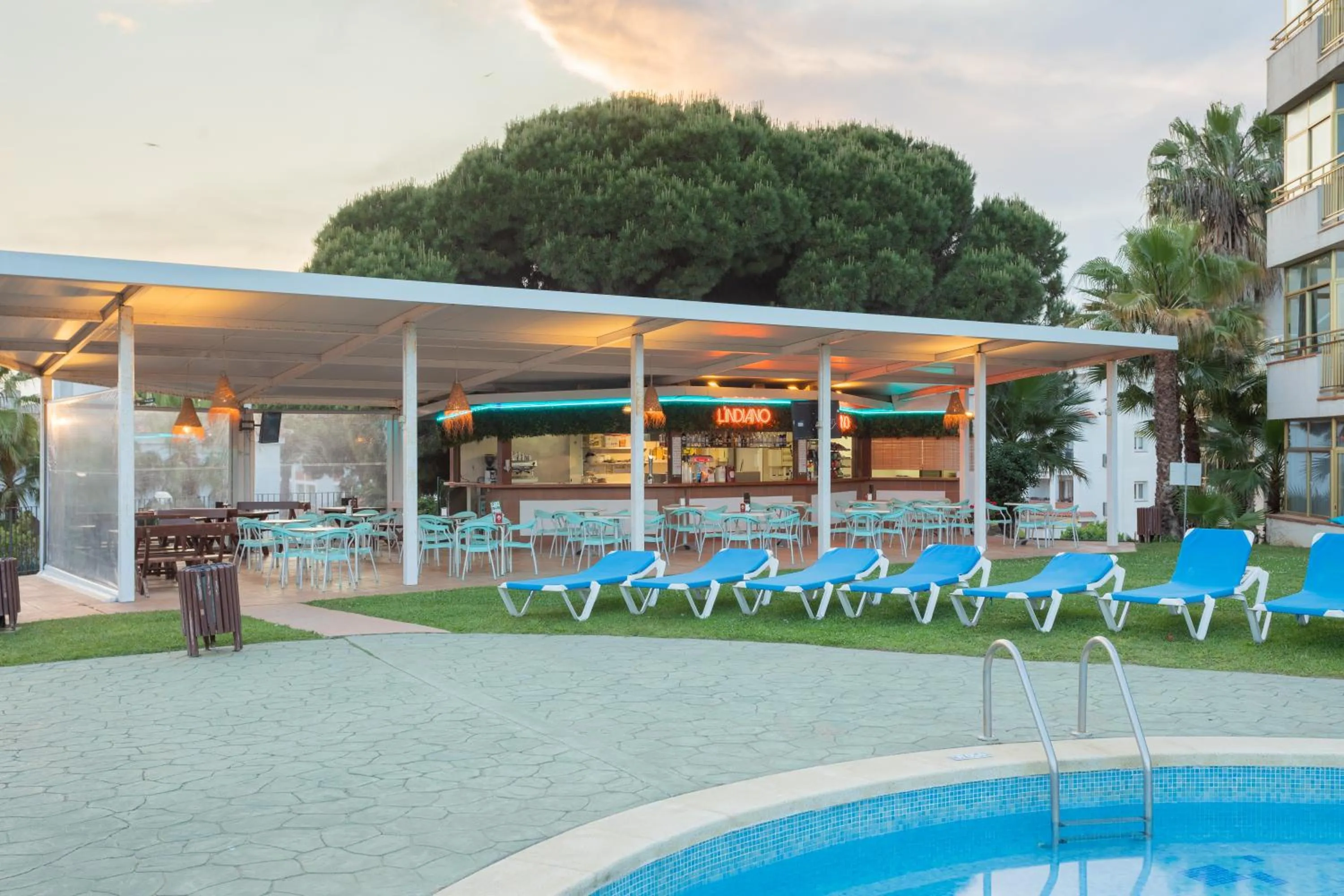 Sunset in AR Bolero park