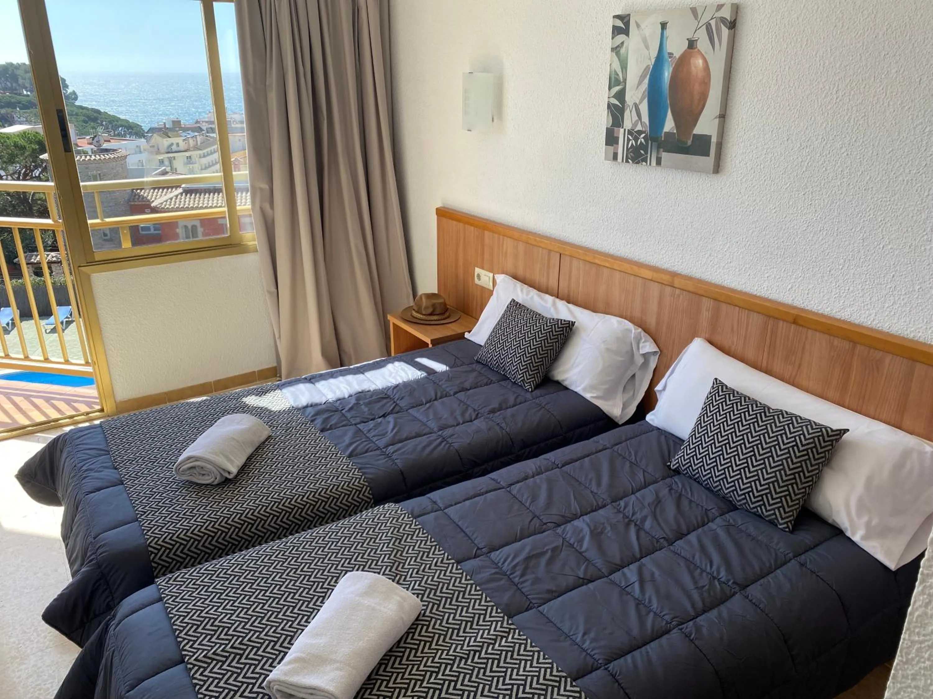 Bedroom, Bed in AR Bolero park