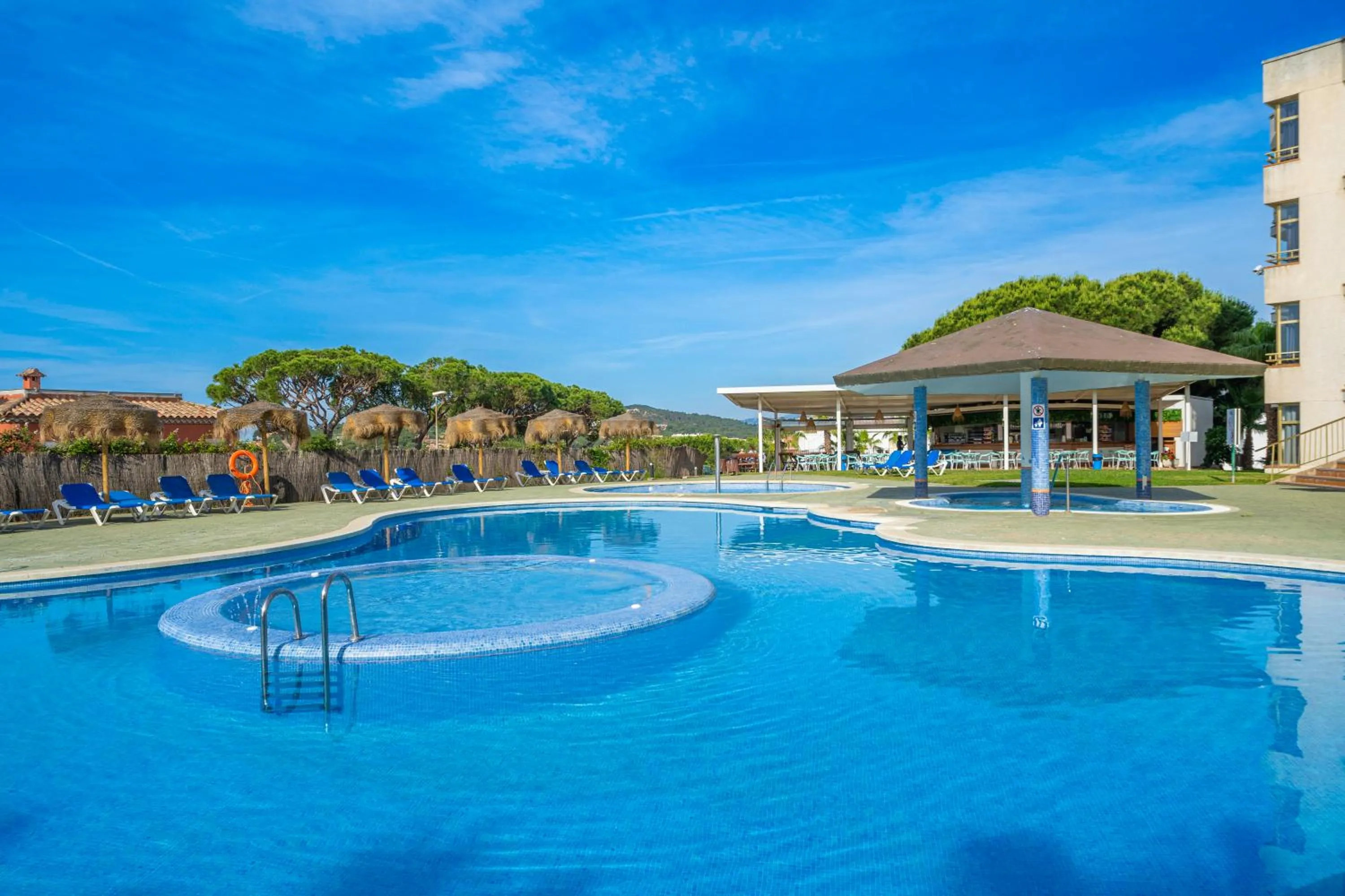 Property building in AR Bolero park