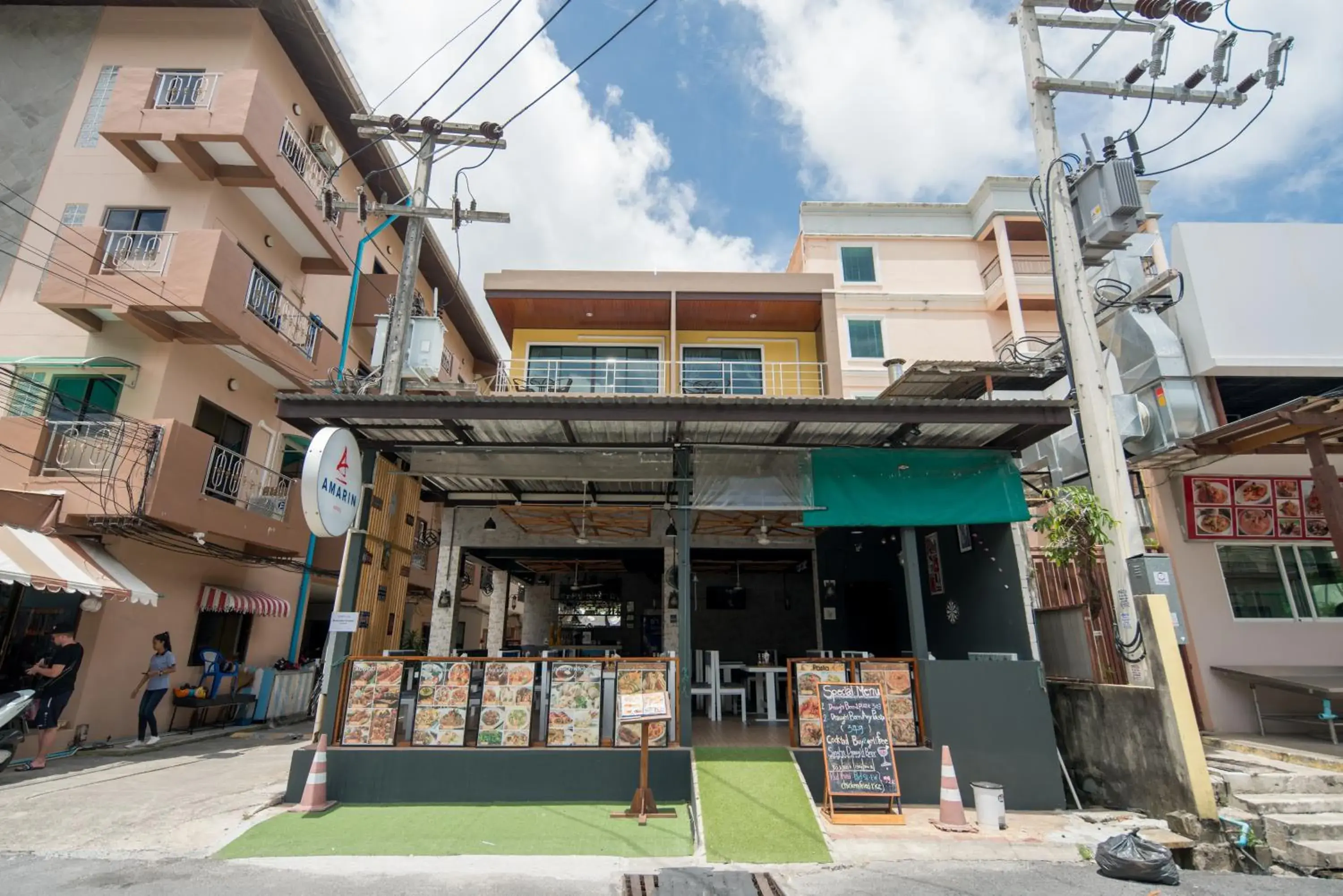 Property building in Amarin Hotel Patong Property building in Amarin Hotel Patong