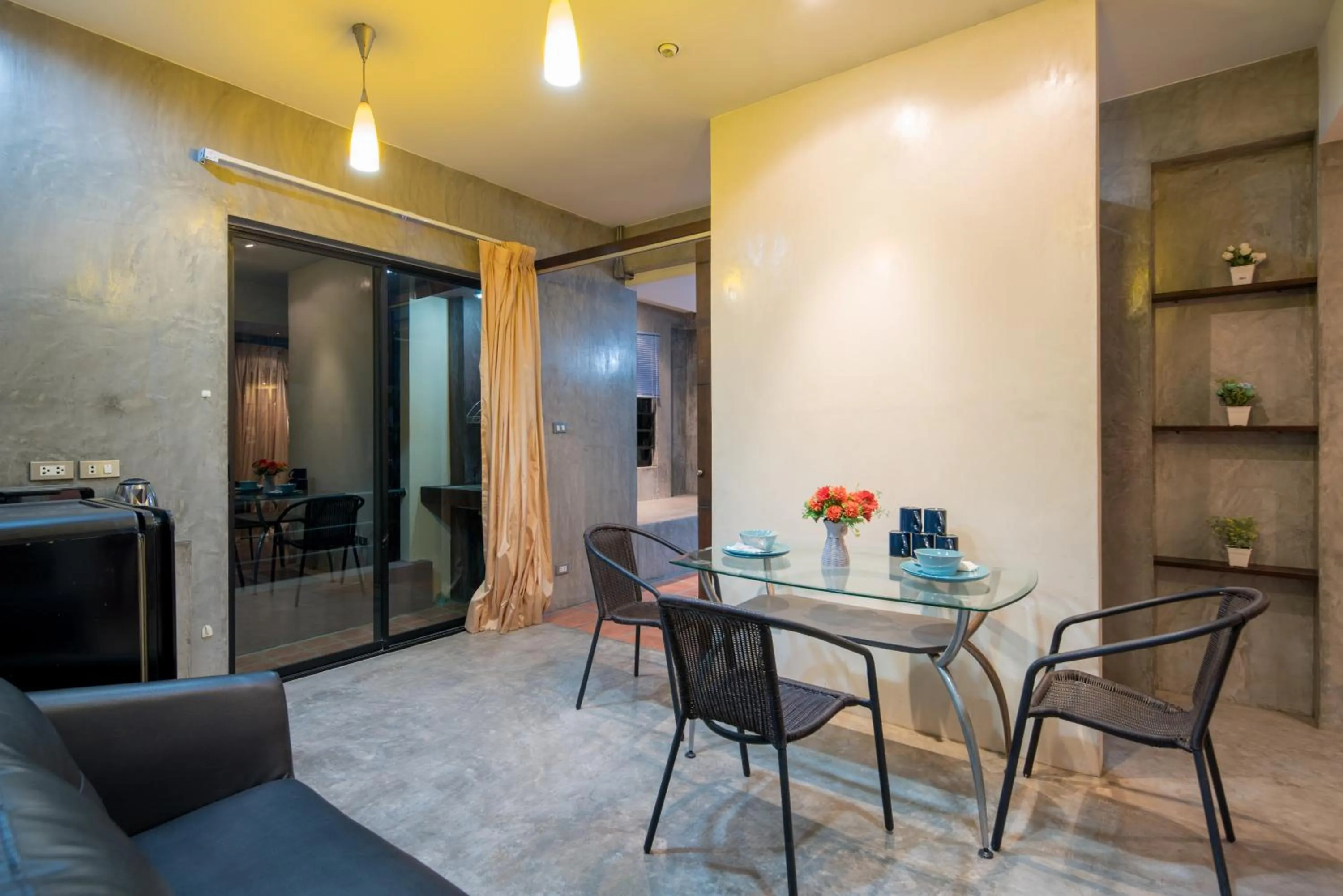 Dining area in Amarin Hotel Patong