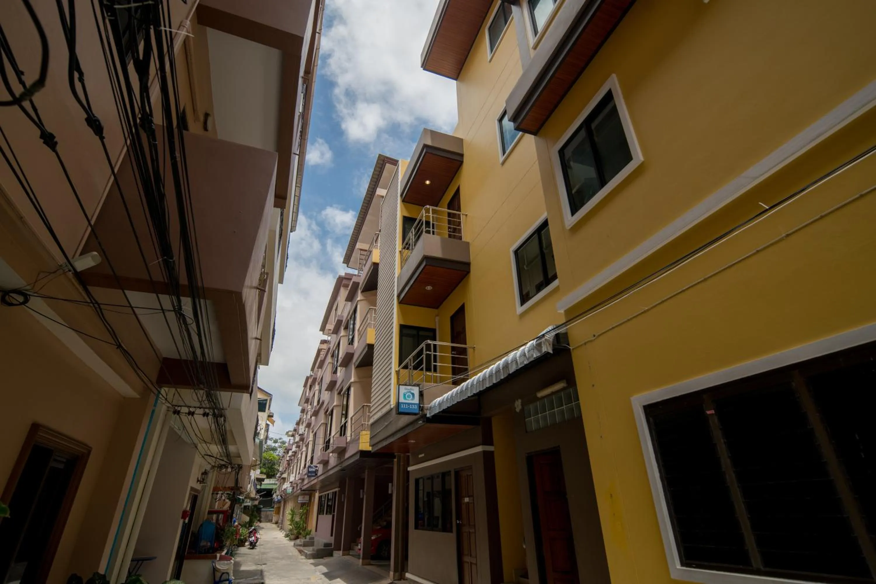 Neighbourhood in Amarin Hotel Patong