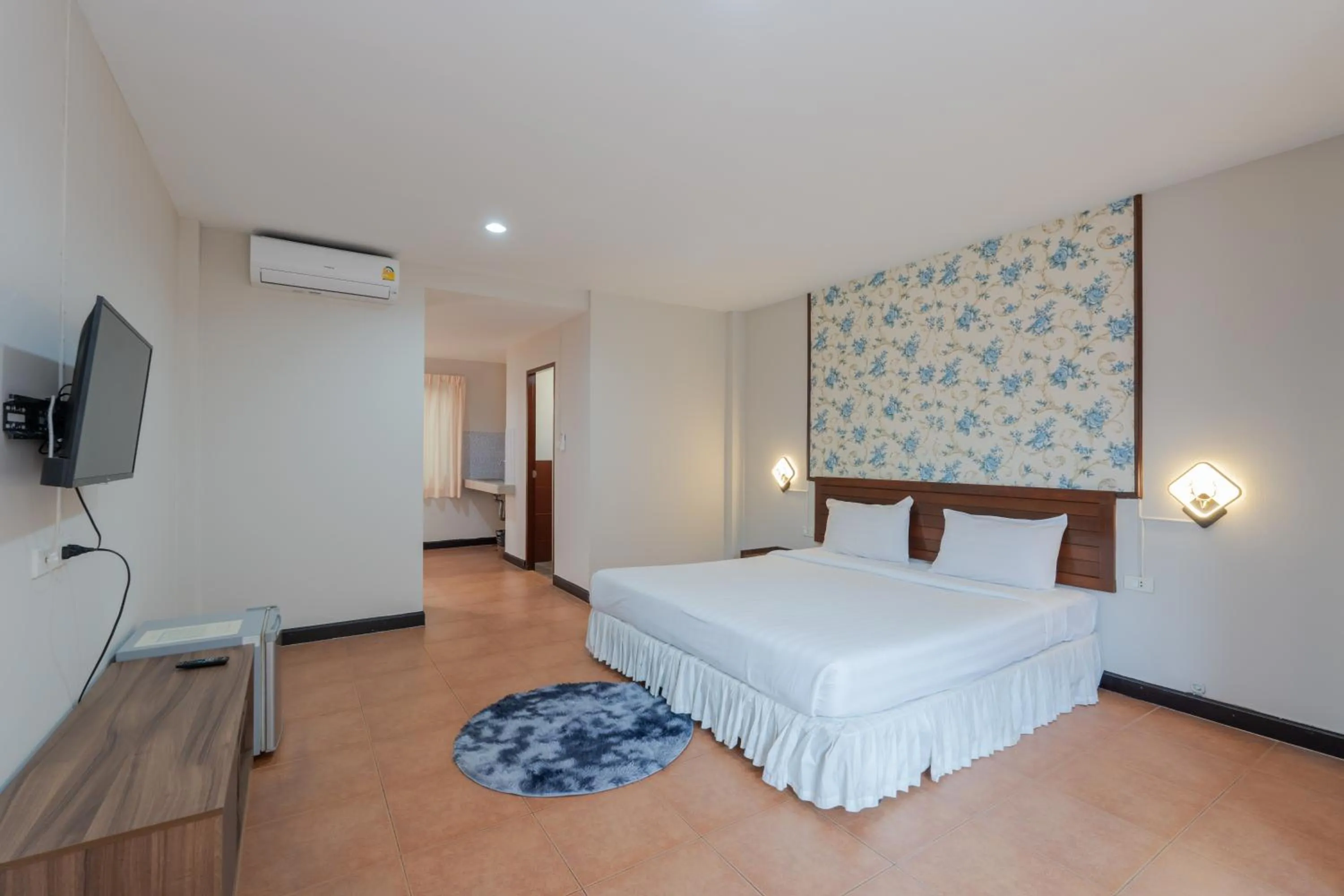 Bed in Amarin Hotel Patong