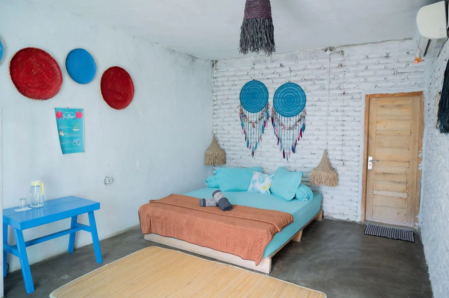 Bed in Woywoy Paradise